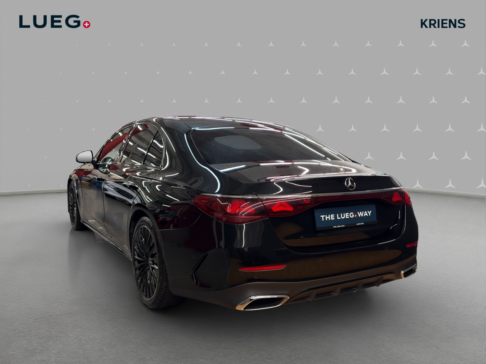 MERCEDES-BENZ E 450 d 4M - AMG / DISTRONIC / 360 Grad Kamera / Soundsystem / Superscreen-image-2