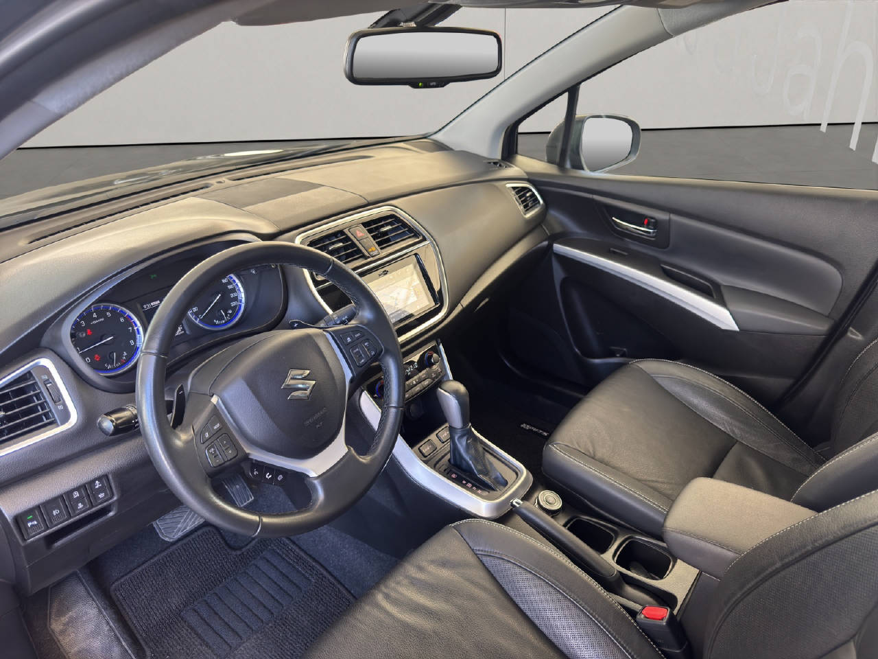 SUZUKI SX4 S-Cross 1.4 T Compact+ Hybrid 4x4-image-9