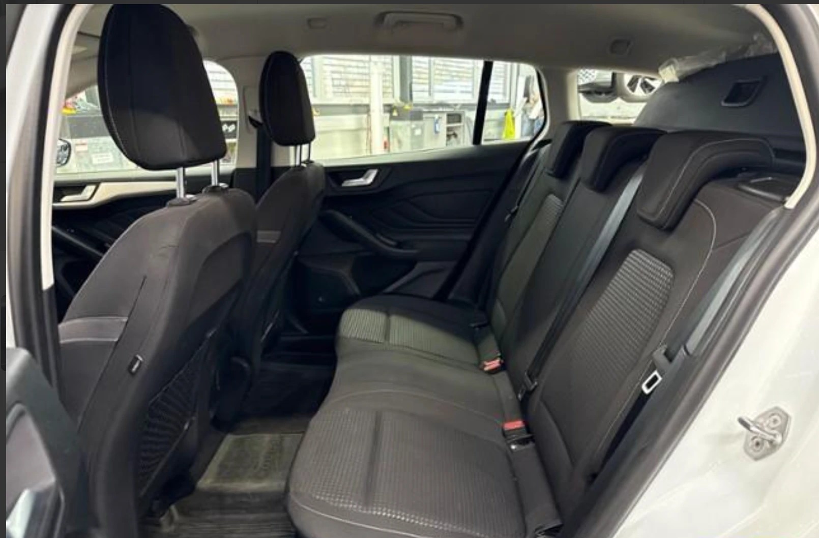 FORD Focus 2.0 TDCi Cool Connect Automatic-image-8