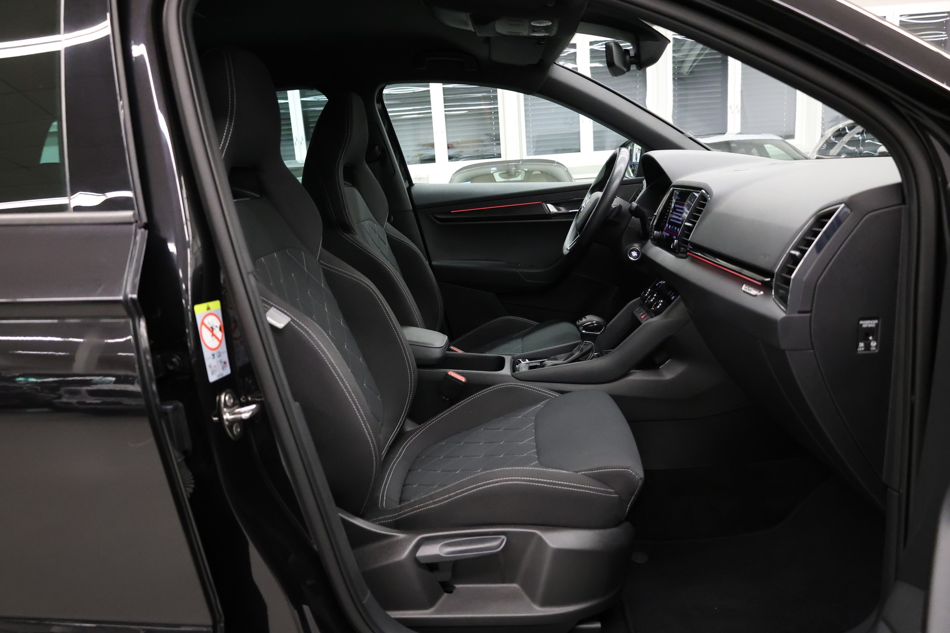 SKODA Karoq 2.0 TDI 190 SportLine 4x4 DSG-image-14