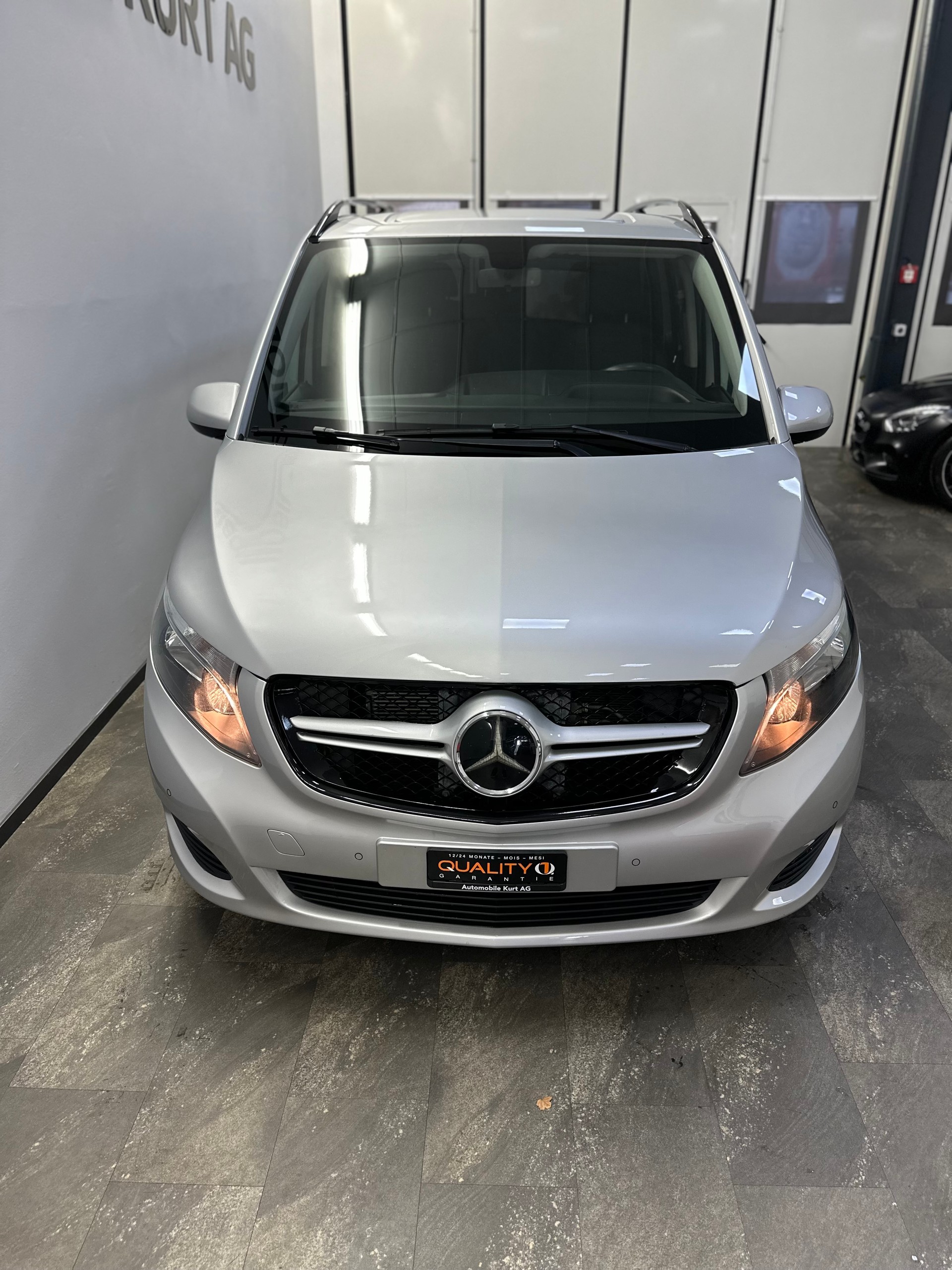 MERCEDES-BENZ Vito 114 BlueTec Tourer Pro 7G-Tronic-image-5
