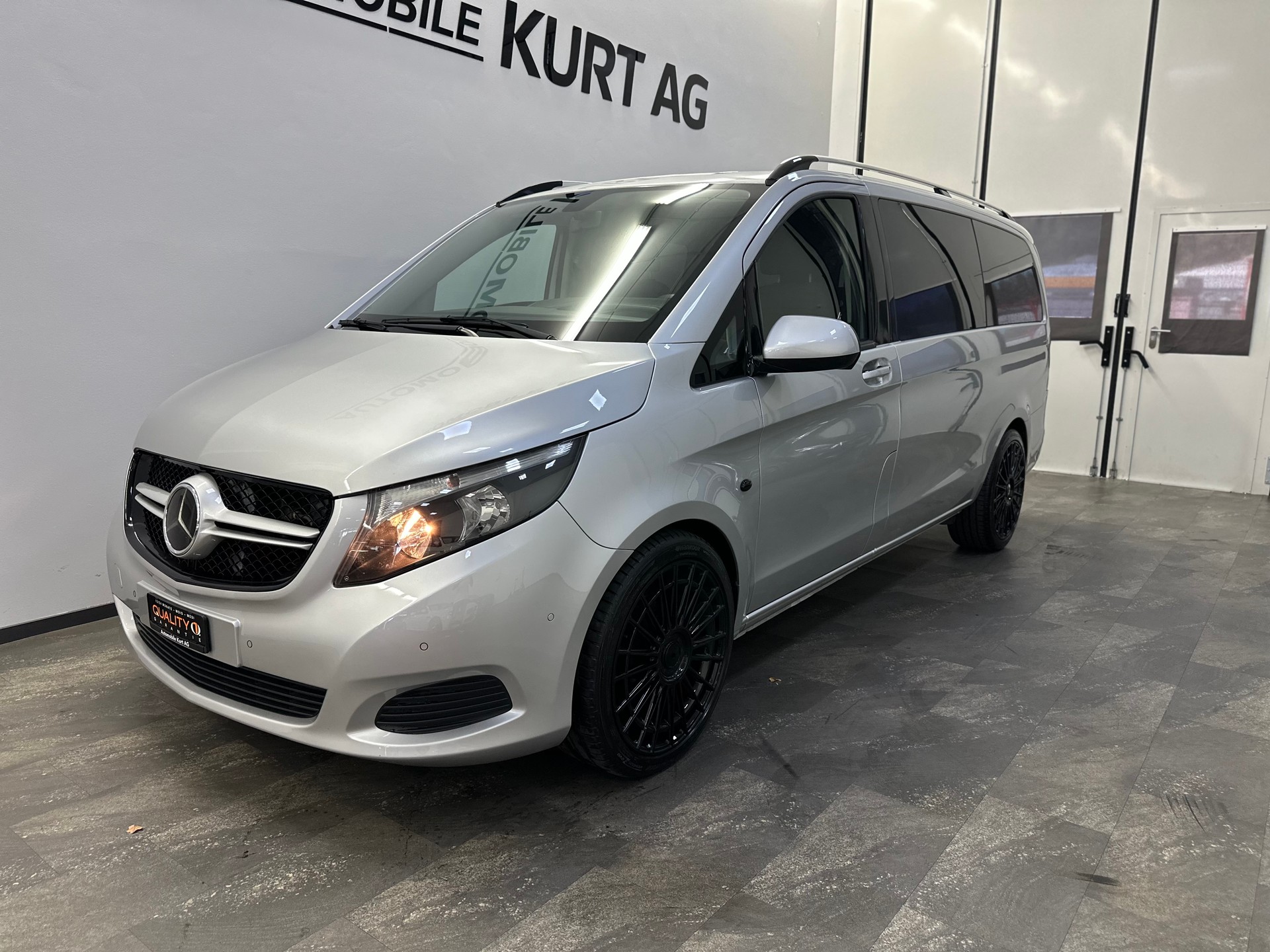 MERCEDES-BENZ Vito 114 BlueTec Tourer Pro 7G-Tronic-image-6