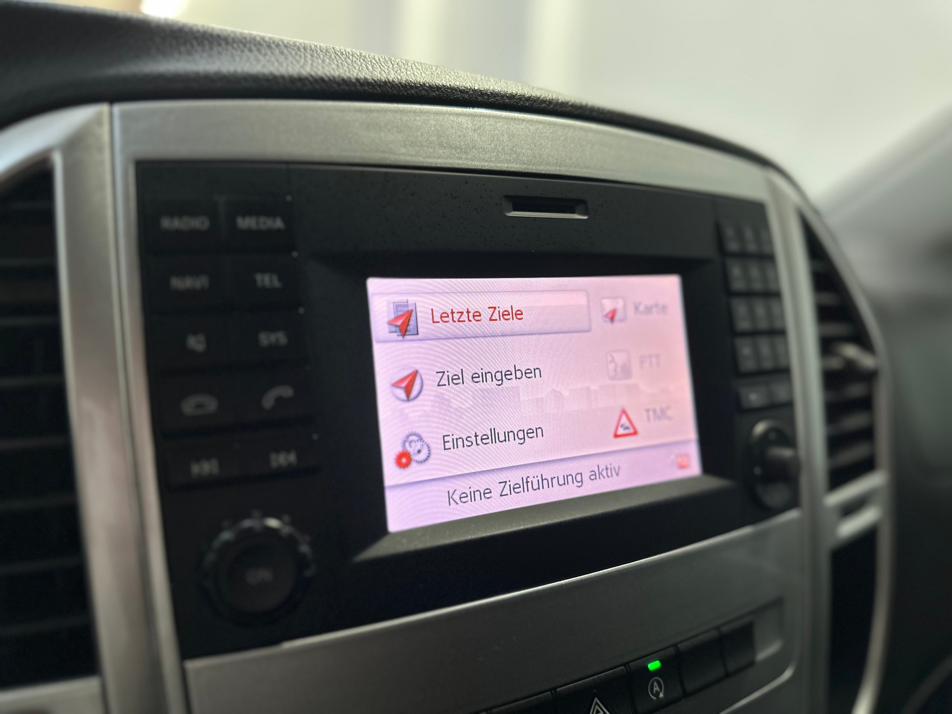 MERCEDES-BENZ Vito 114 BlueTec Tourer Pro 7G-Tronic-image-11