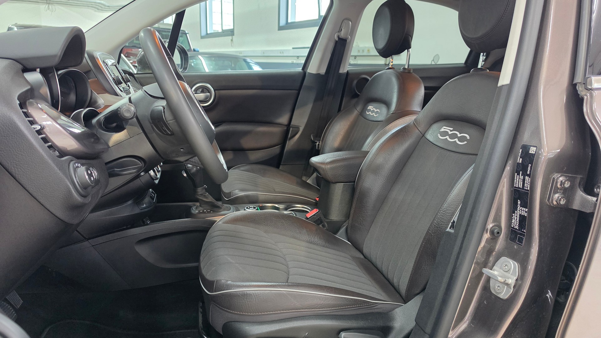 FIAT 500X 1.4T Lounge DCT-image-18