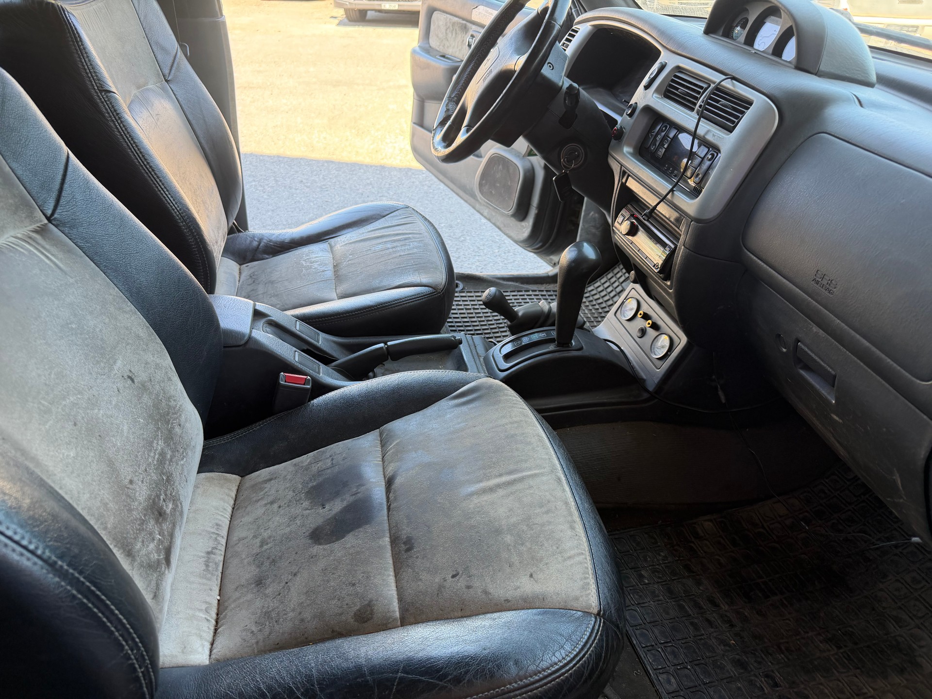 MITSUBISHI L 200 Dakar 2.5TDi-image-9