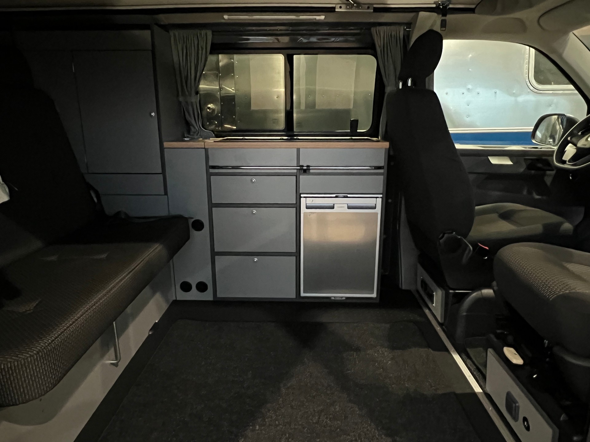 VW T6.1 2.0 TDI 4motion Camper / Summermobil (ähnlich California) *** Camping-Ausbau NEU ***-image-5