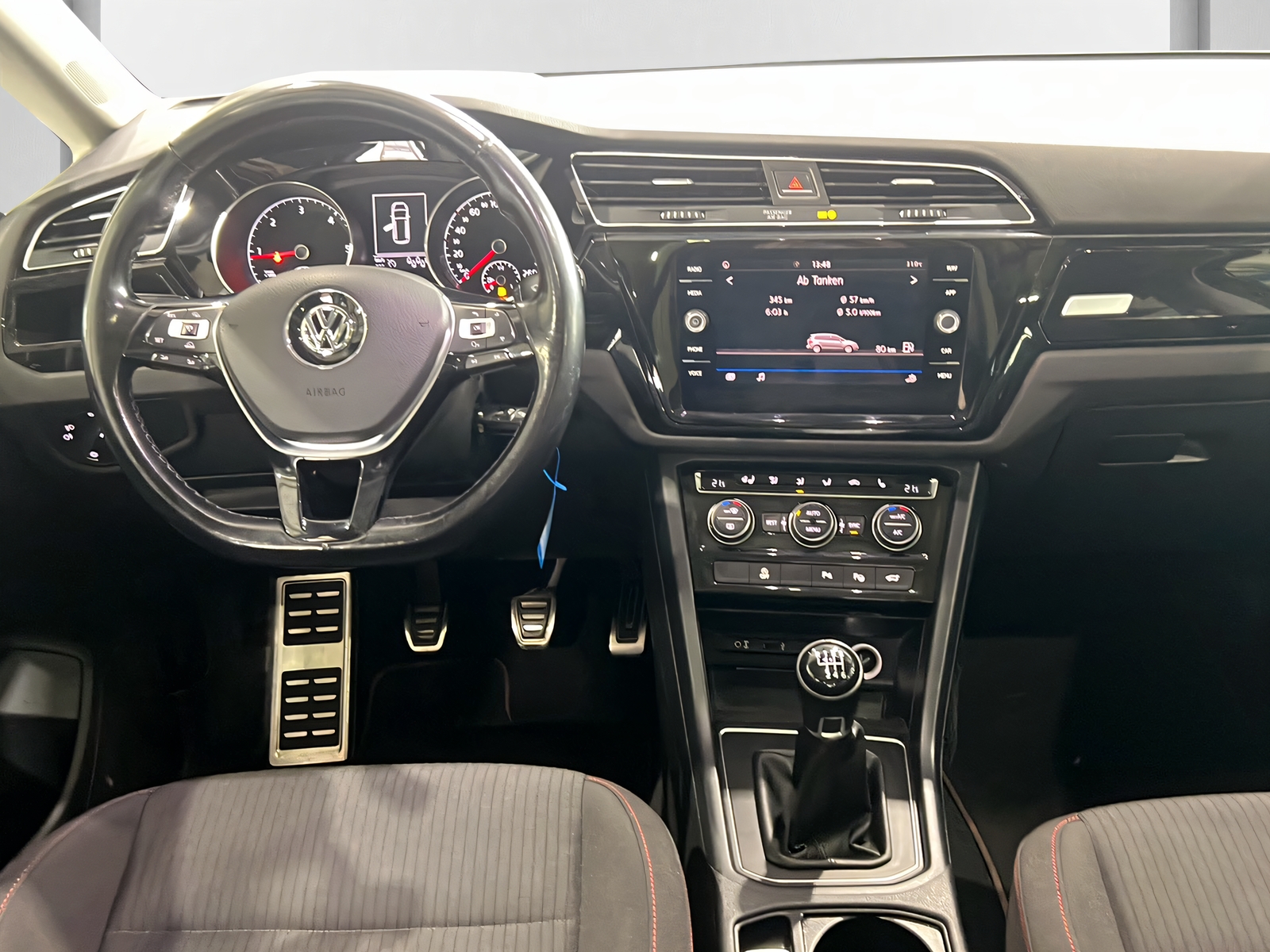 VW Touran 1.6 TDI BlueMotion Technology Family**7-Plätzer,Panodach,Tempomat ACC,Frisch ab MFK**-image-6