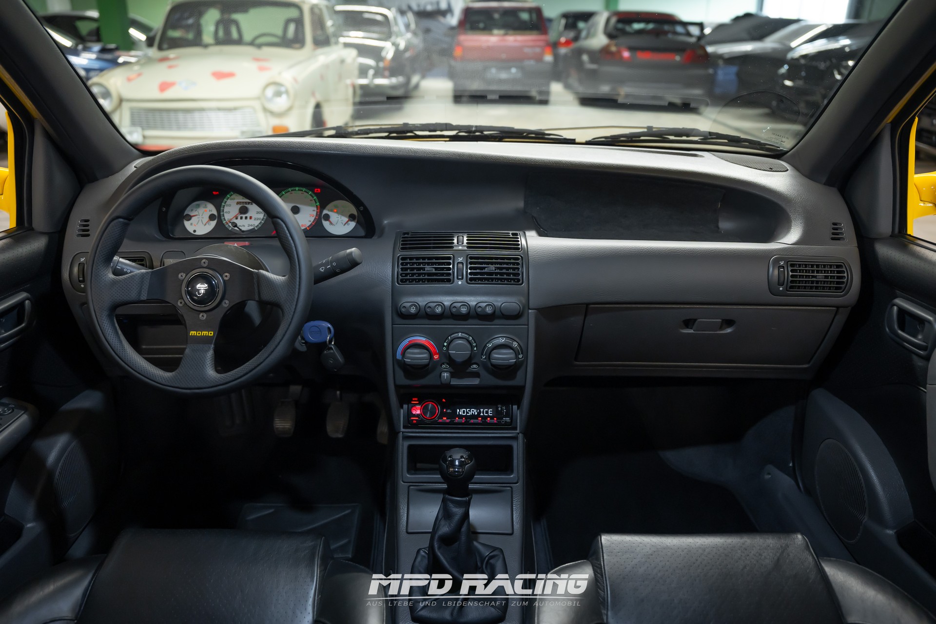 FIAT Punto GT-image-12