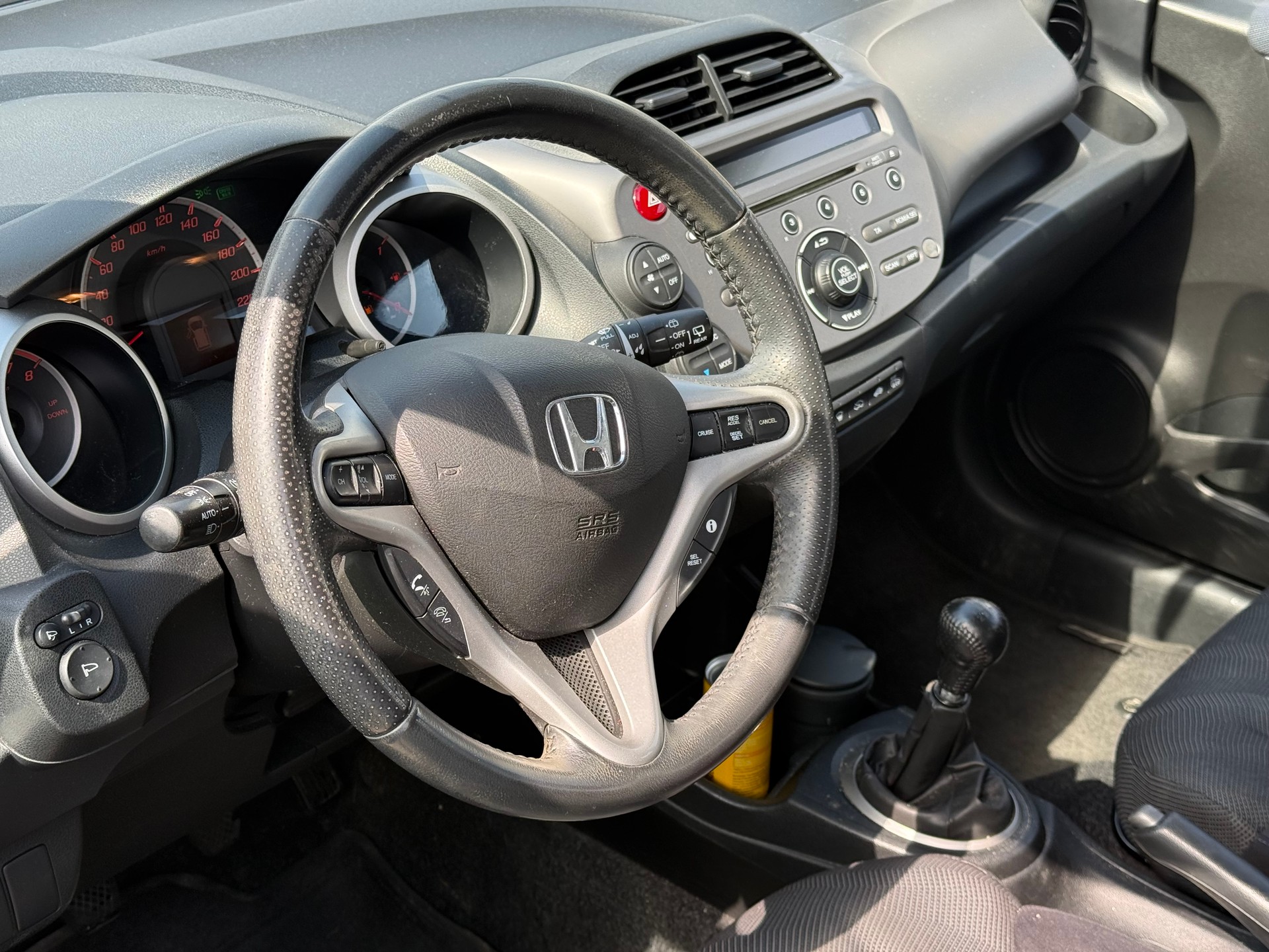 HONDA Jazz 1.4i Exclusive-image-9