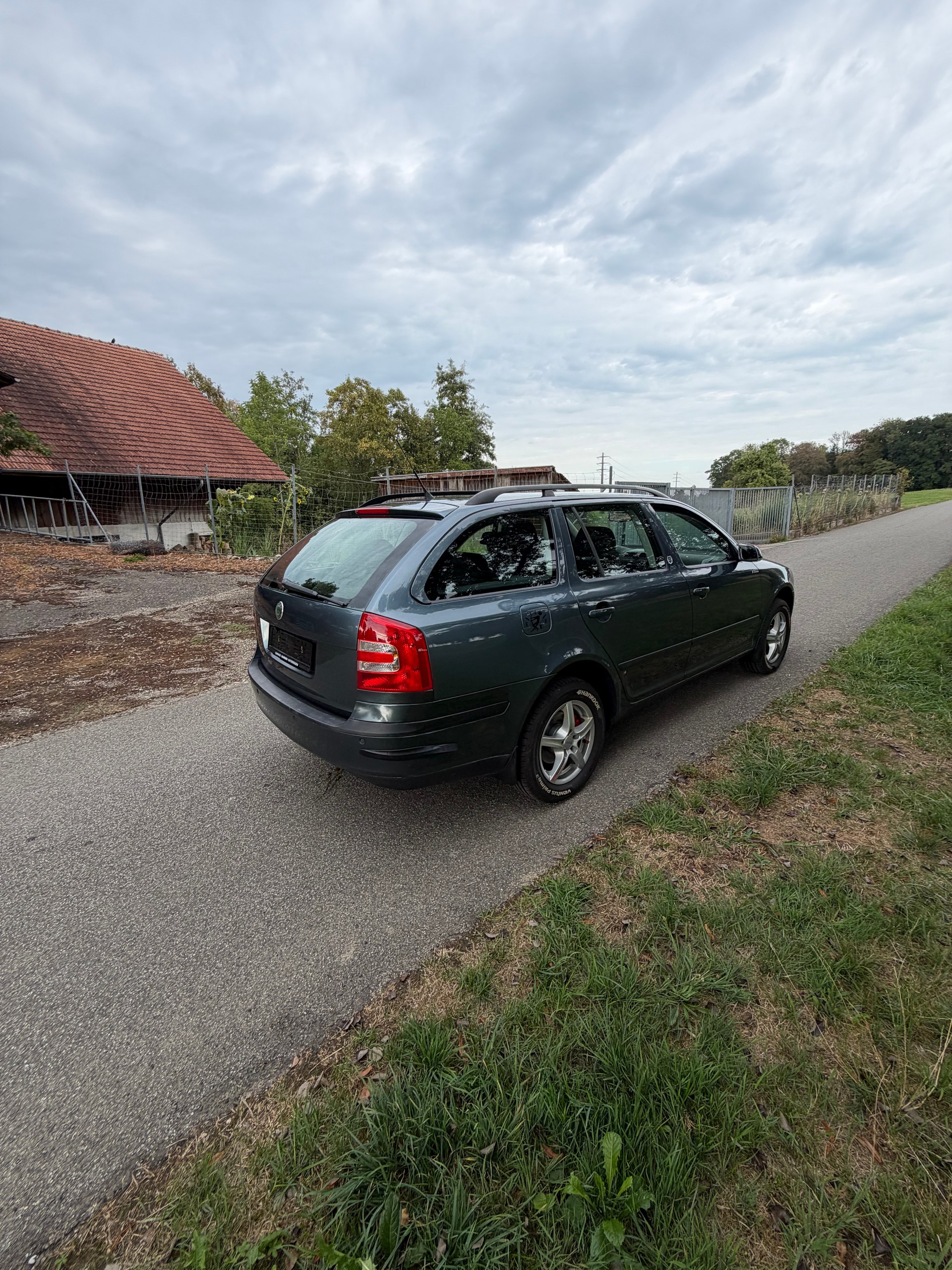 SKODA 2.0 Kombi 4/4-image-3