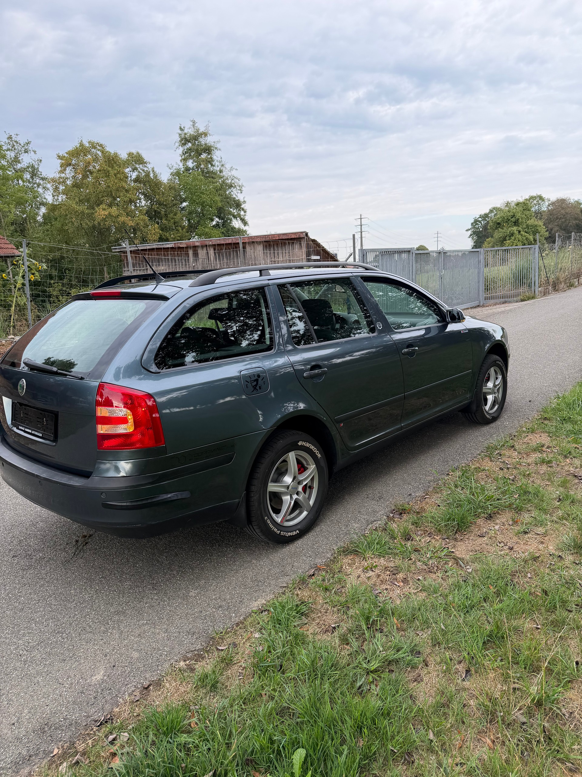 SKODA 2.0 Kombi 4/4-image-12