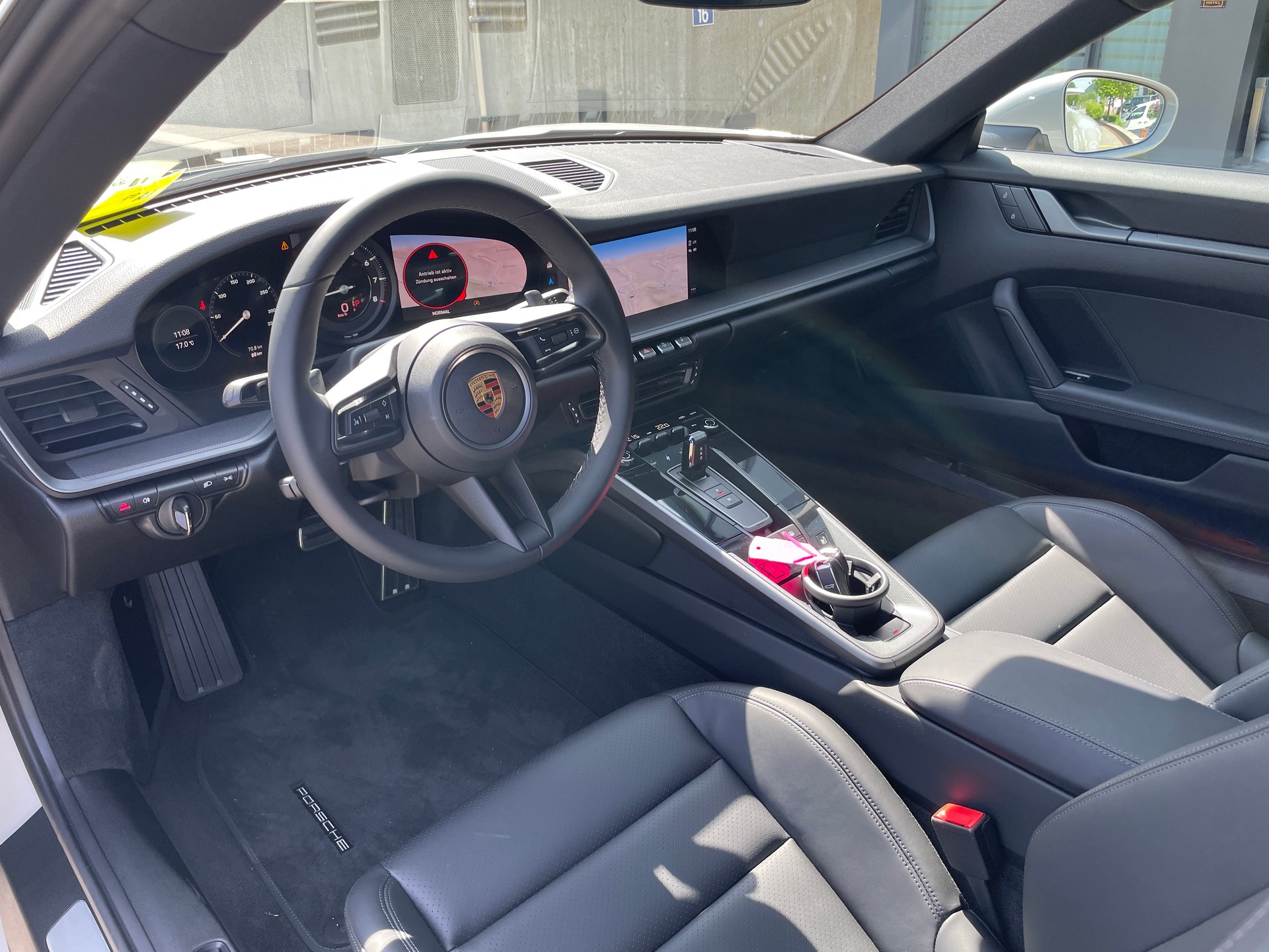 PORSCHE 911 Carrera PDK mit Aerokit-image-9