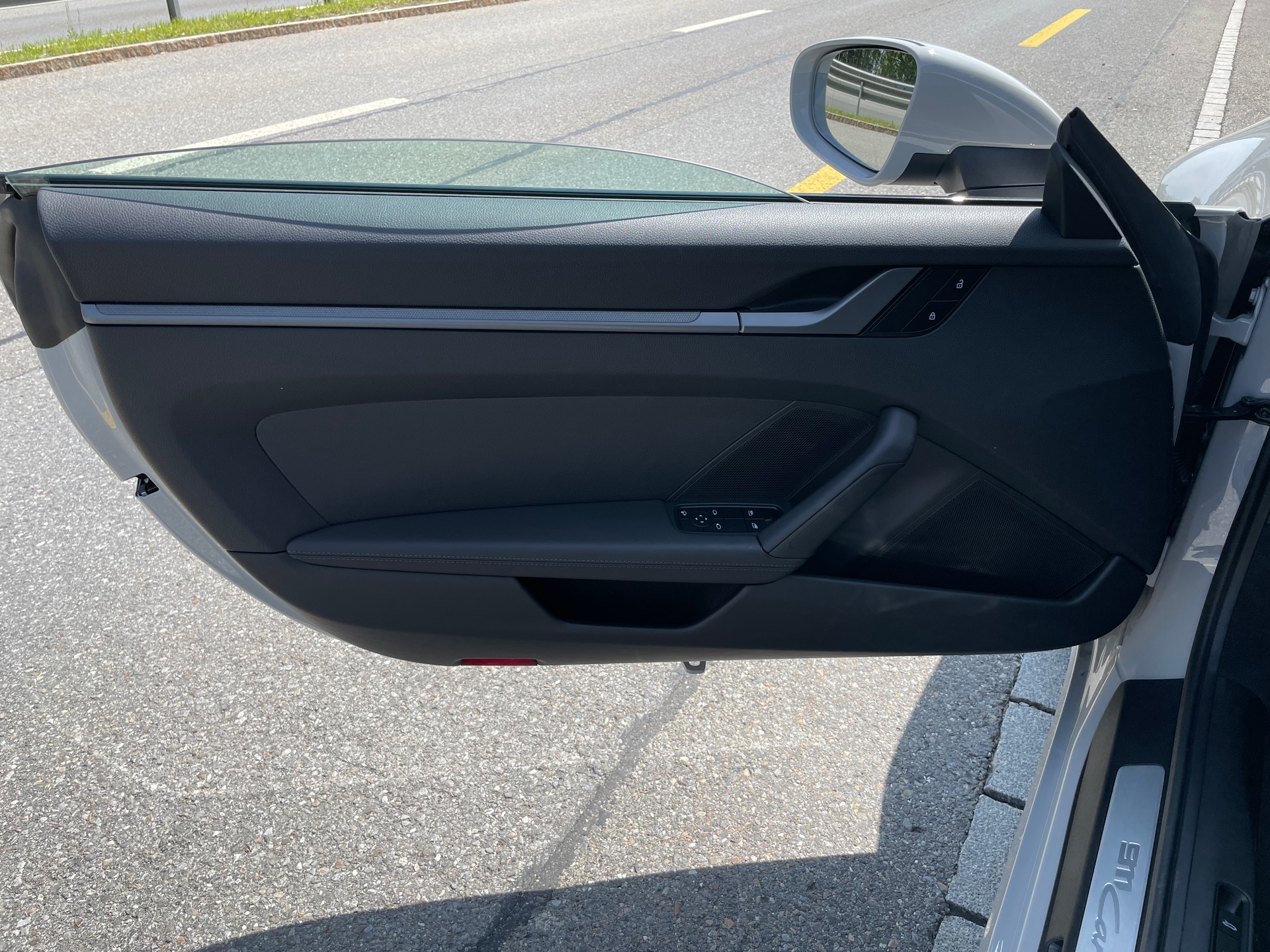 PORSCHE 911 Carrera PDK mit Aerokit-image-10