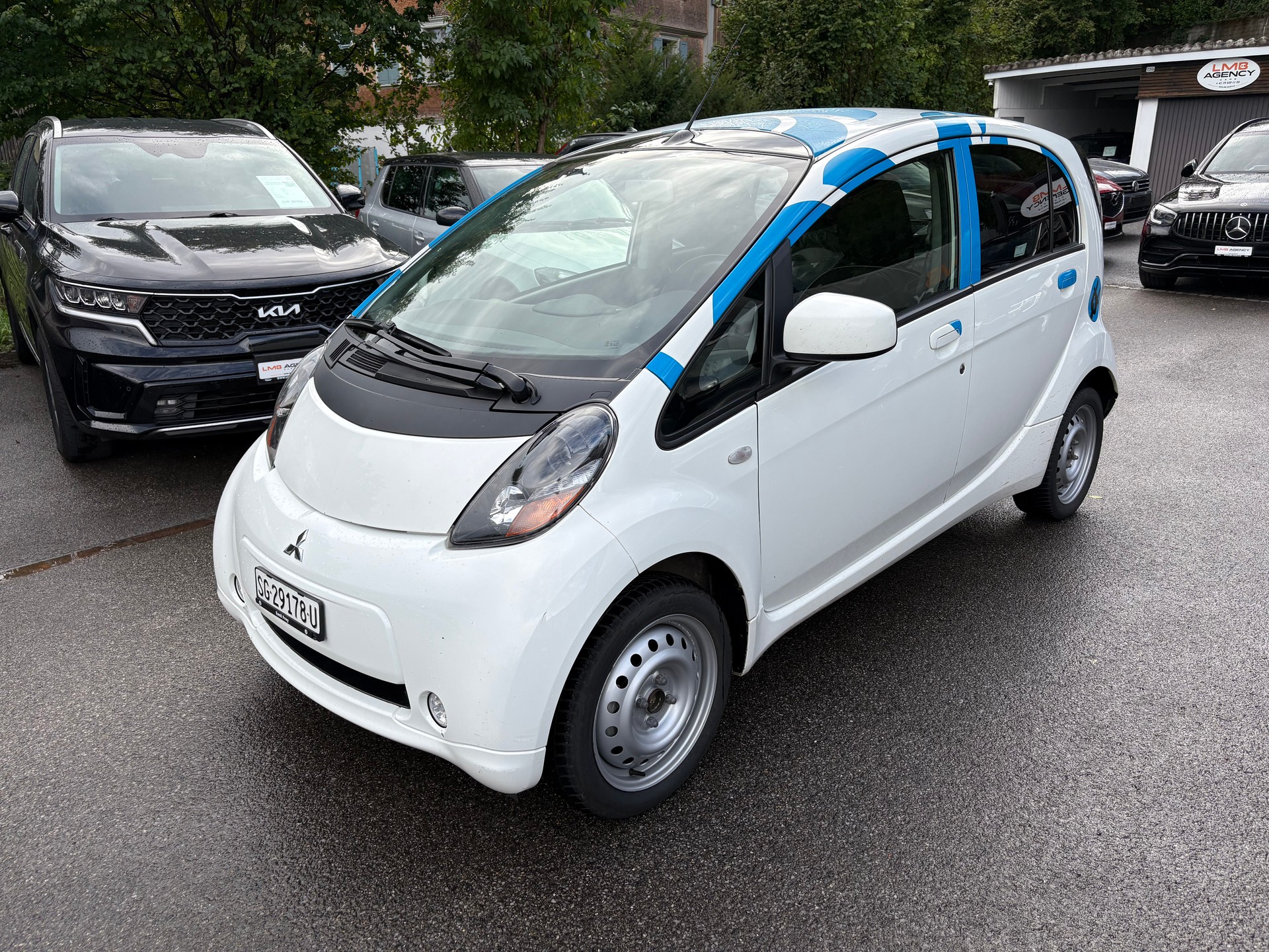 MITSUBISHI i MiEV-image-2