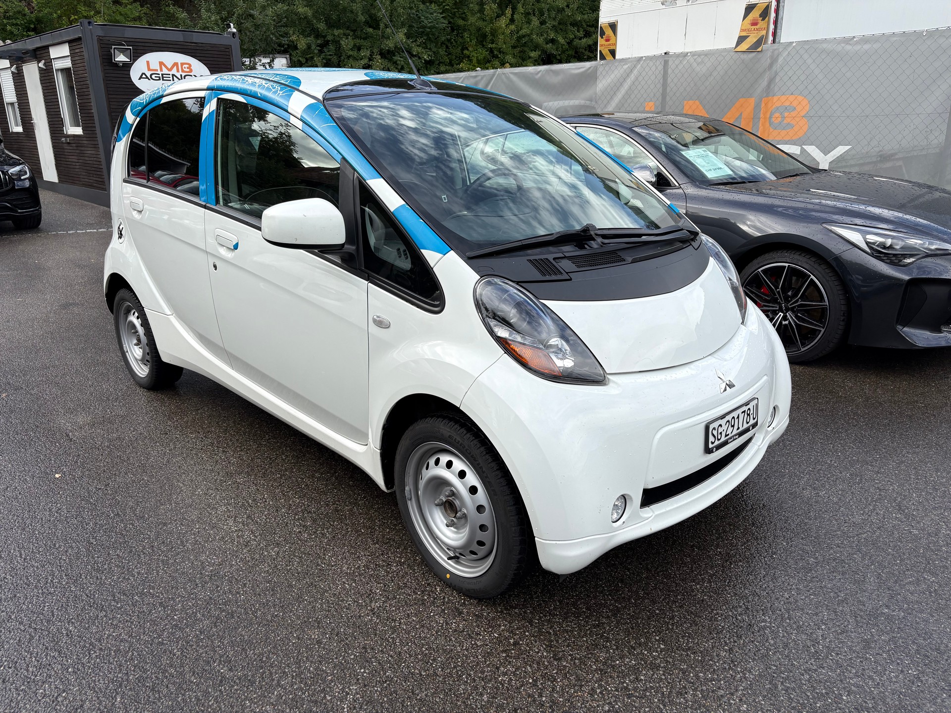 MITSUBISHI i MiEV-image-0