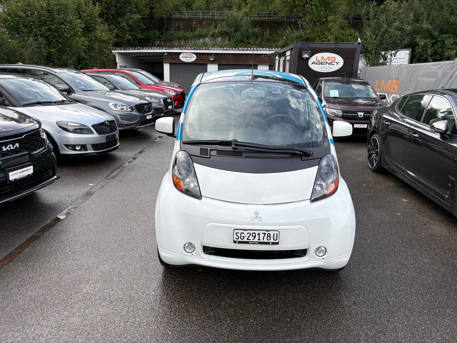 MITSUBISHI i MiEV-image-1