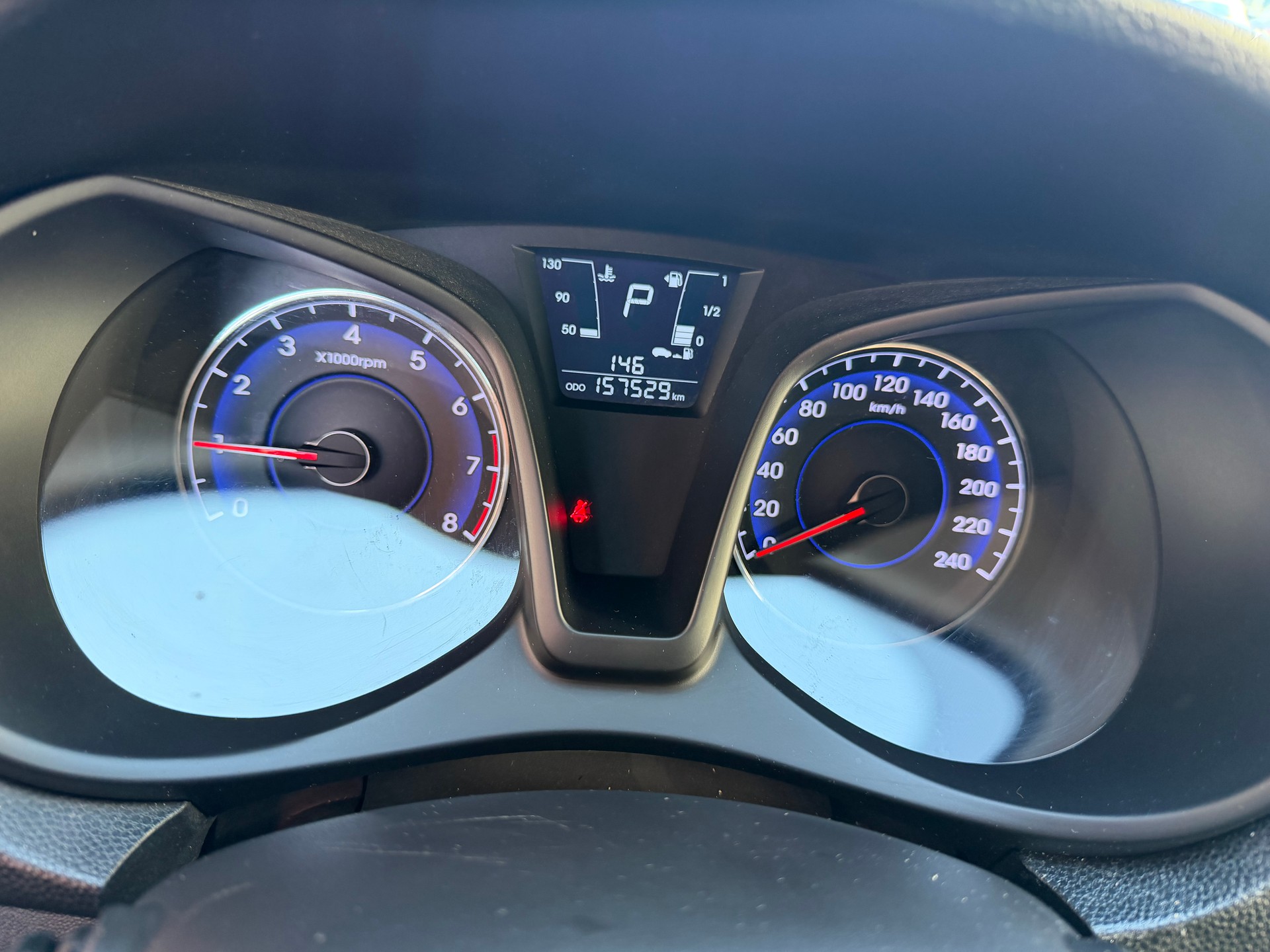 HYUNDAI iX20 1.6 Premium Automatic-image-5