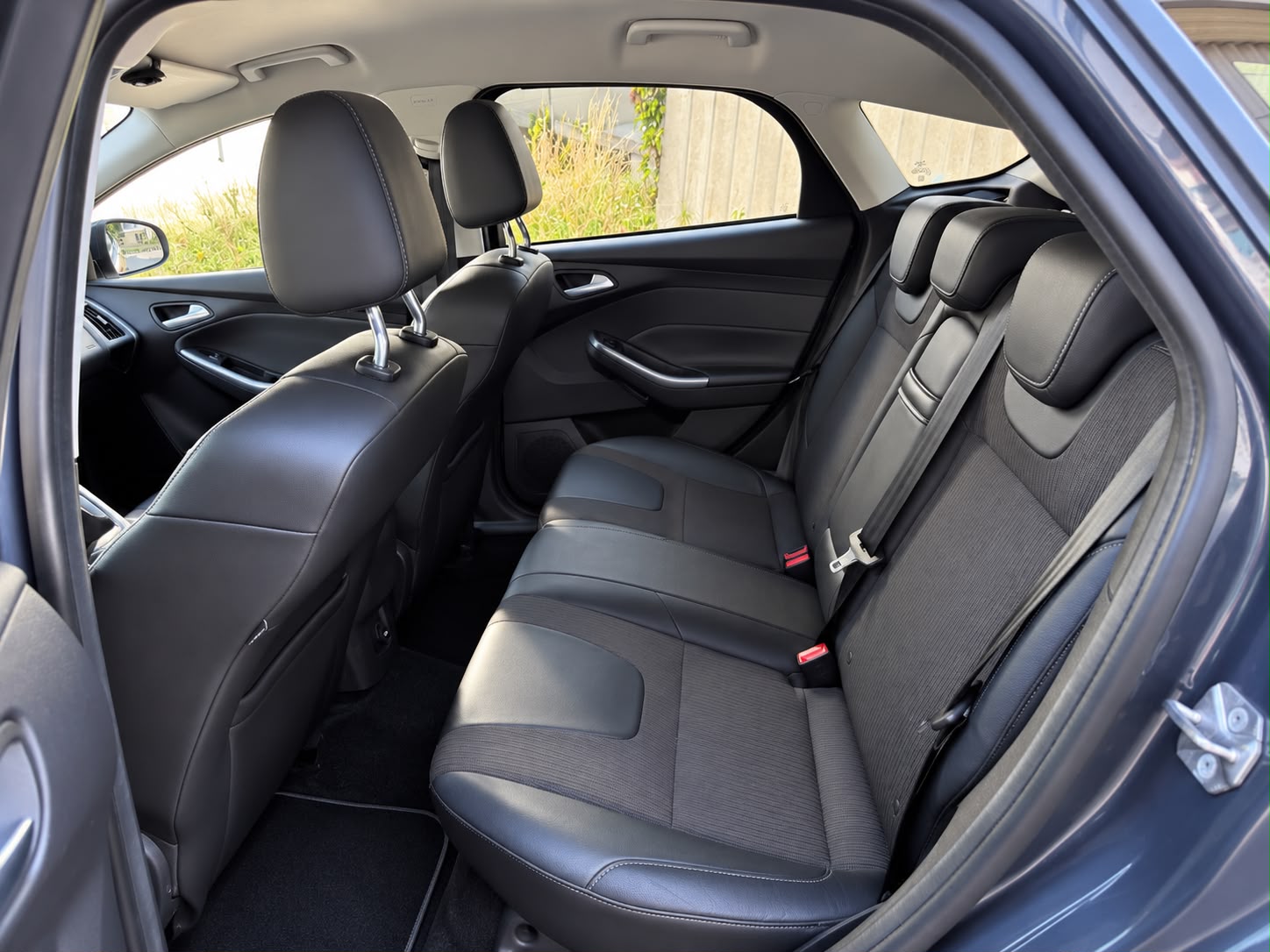 FORD Focus 1.6 SCTi Titanium-image-19