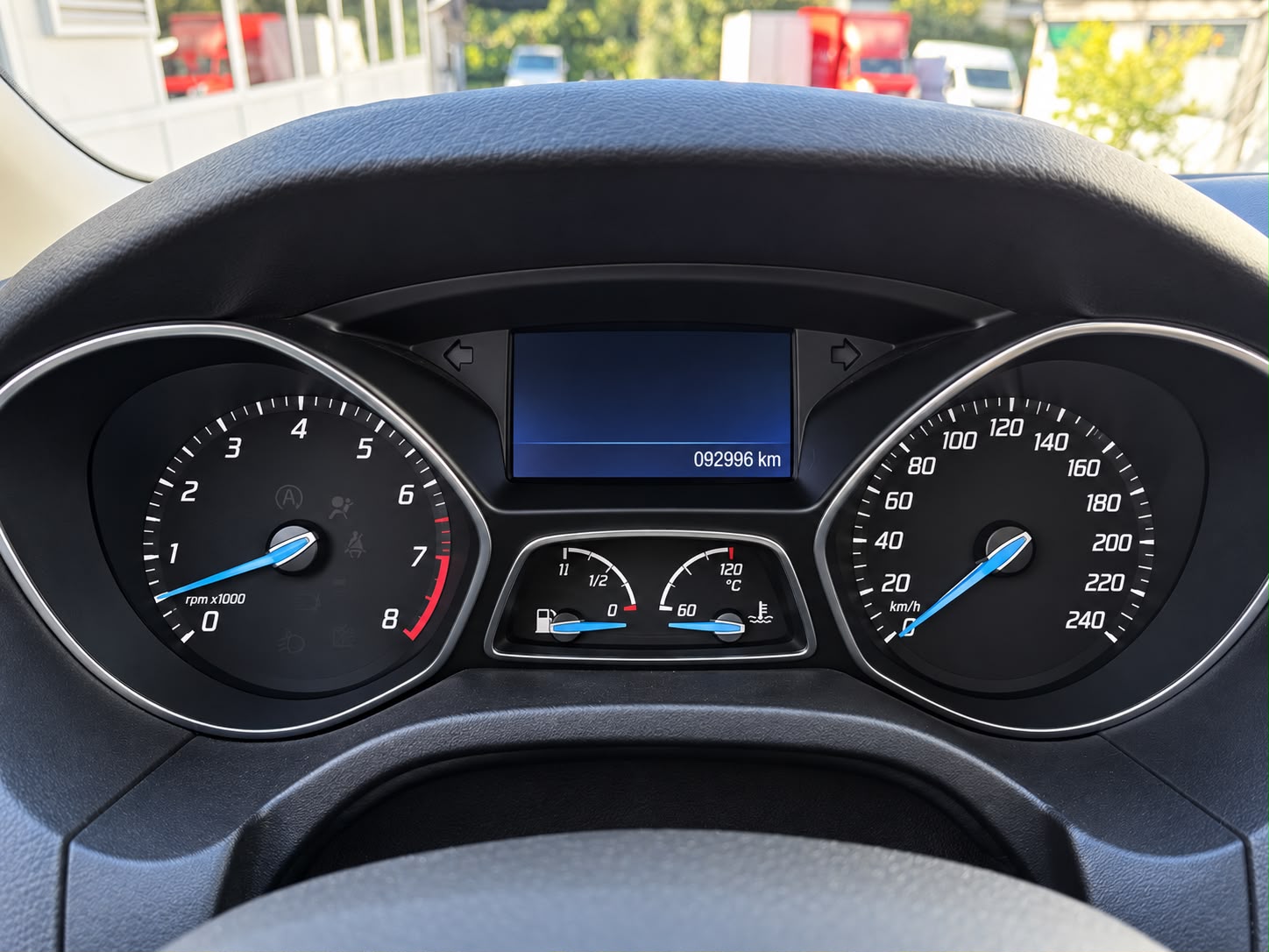 FORD Focus 1.6 SCTi Titanium-image-11