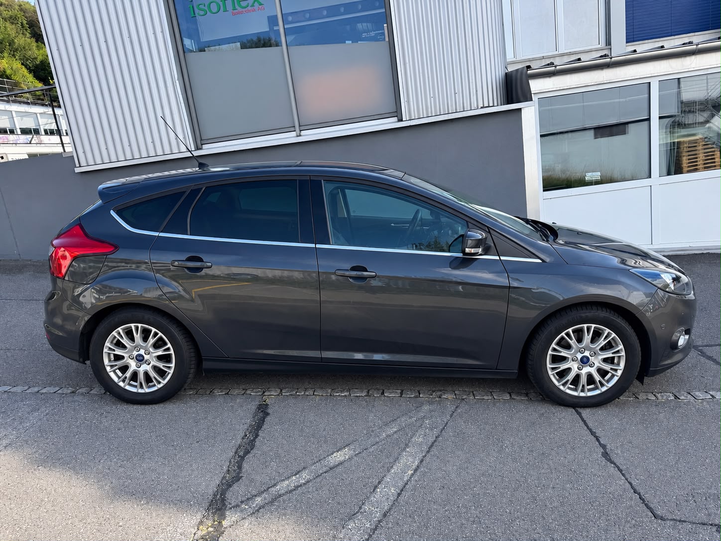 FORD Focus 1.6 SCTi Titanium-image-4