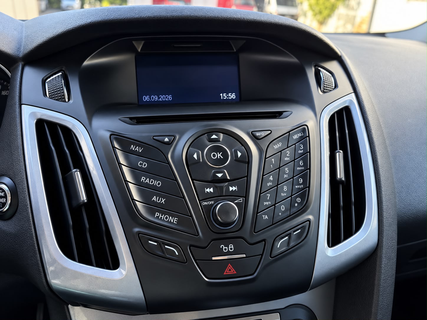 FORD Focus 1.6 SCTi Titanium-image-12