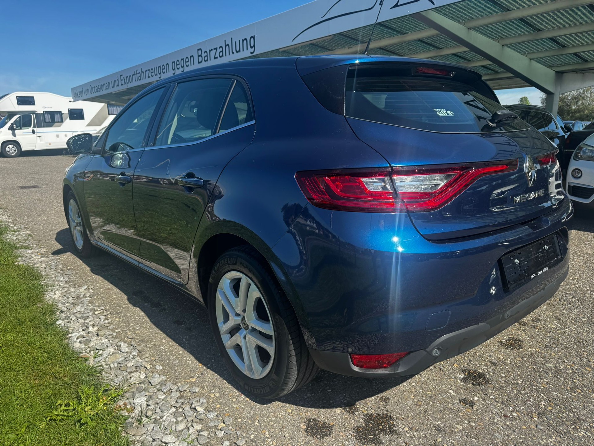 RENAULT Mégane 1.5 dCi Zen EDC-image-6