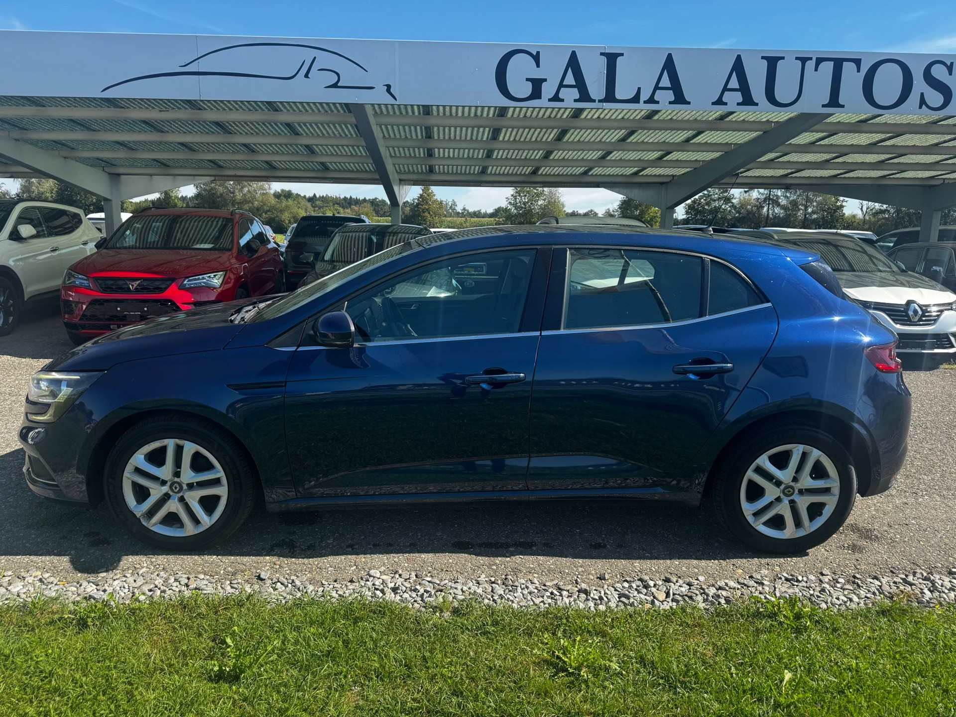 RENAULT Mégane 1.5 dCi Zen EDC-image-7