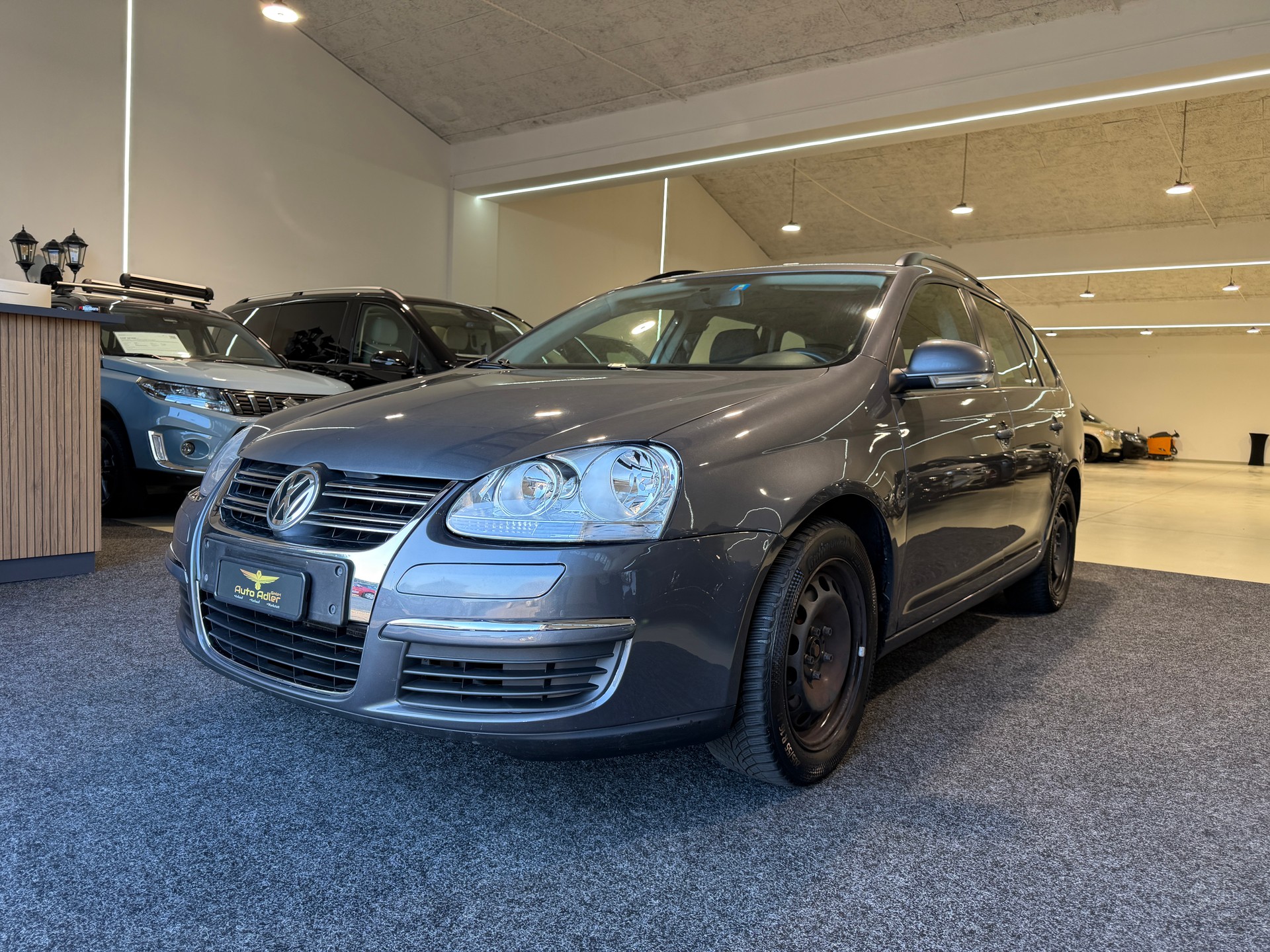 VW Golf Variant 1.4 TSI Trendline-image-1