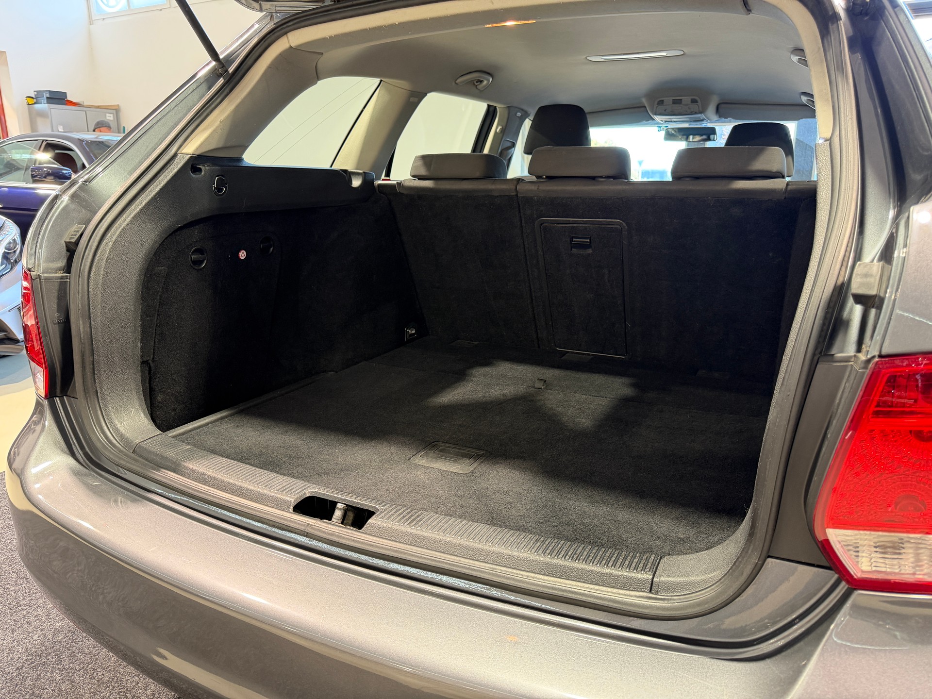 VW Golf Variant 1.4 TSI Trendline-image-8