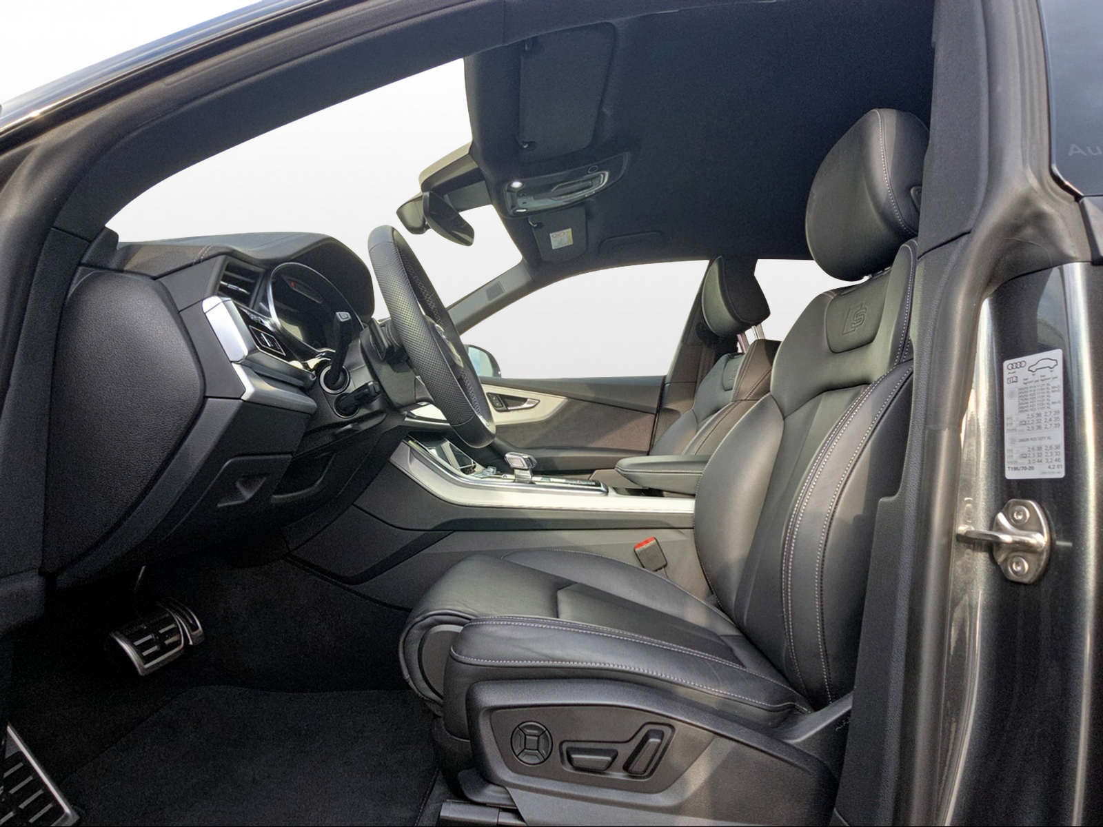 AUDI Q8 SUV TDI quattro 210 kW tiptronic-image-6
