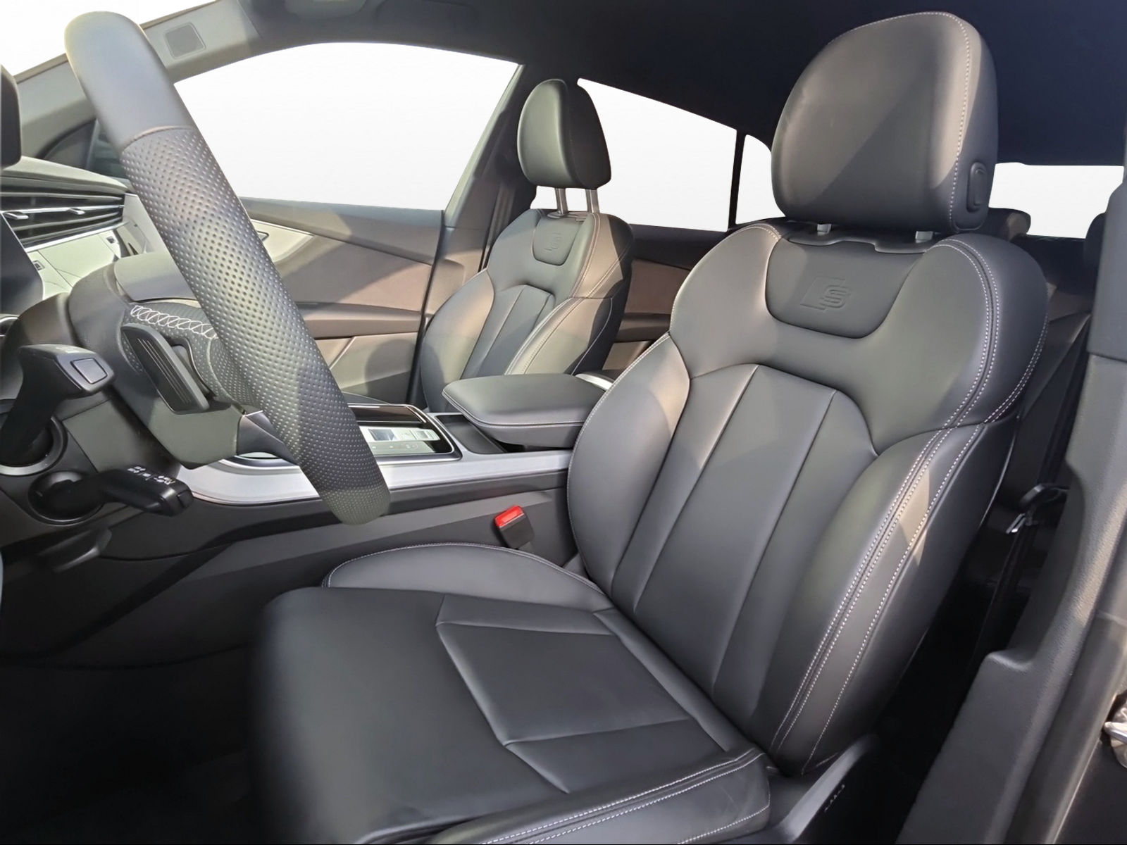 AUDI Q8 SUV TDI quattro 210 kW tiptronic-image-7