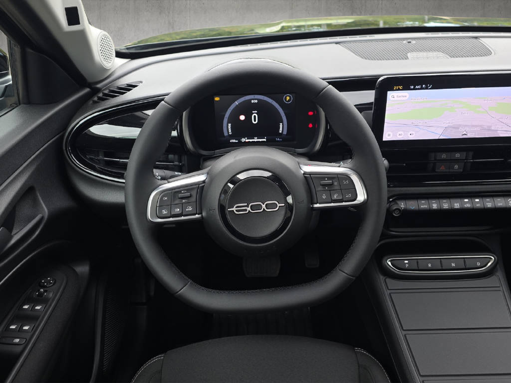 FIAT 600 1.2 Hybrid Icon Swiss Edition-image-10