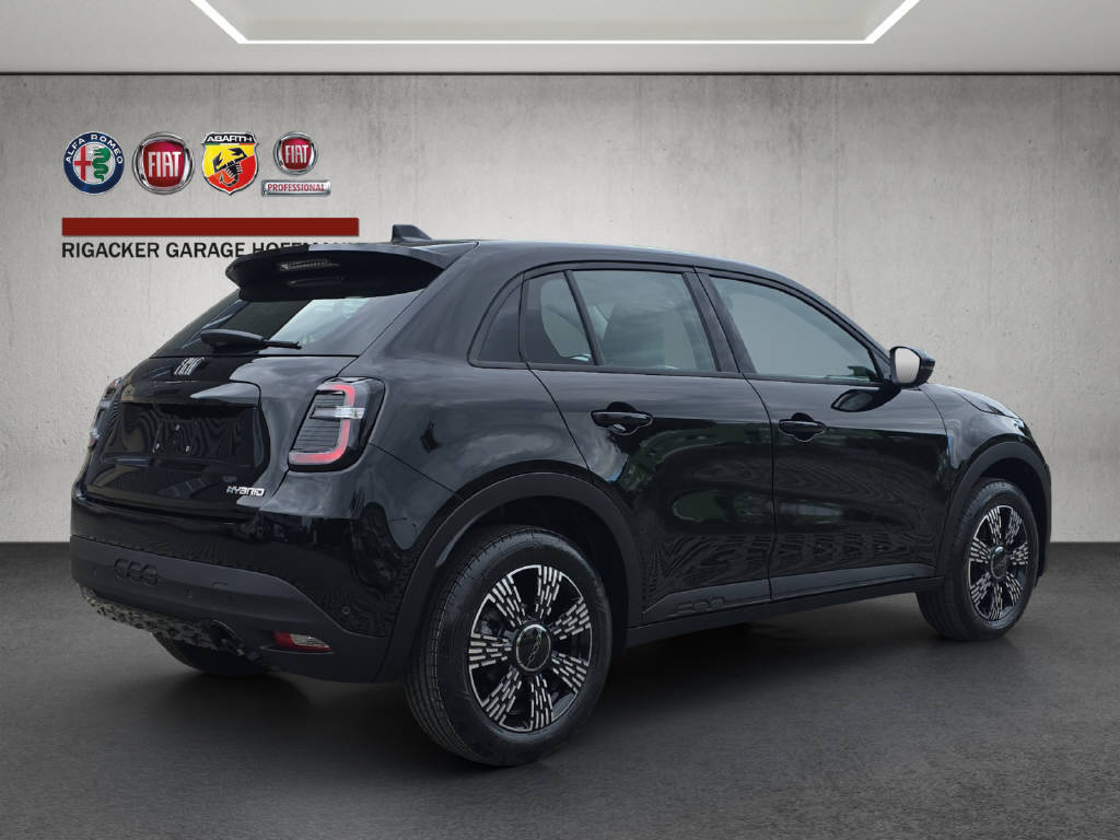 FIAT 600 1.2 Hybrid Icon Swiss Edition-image-3