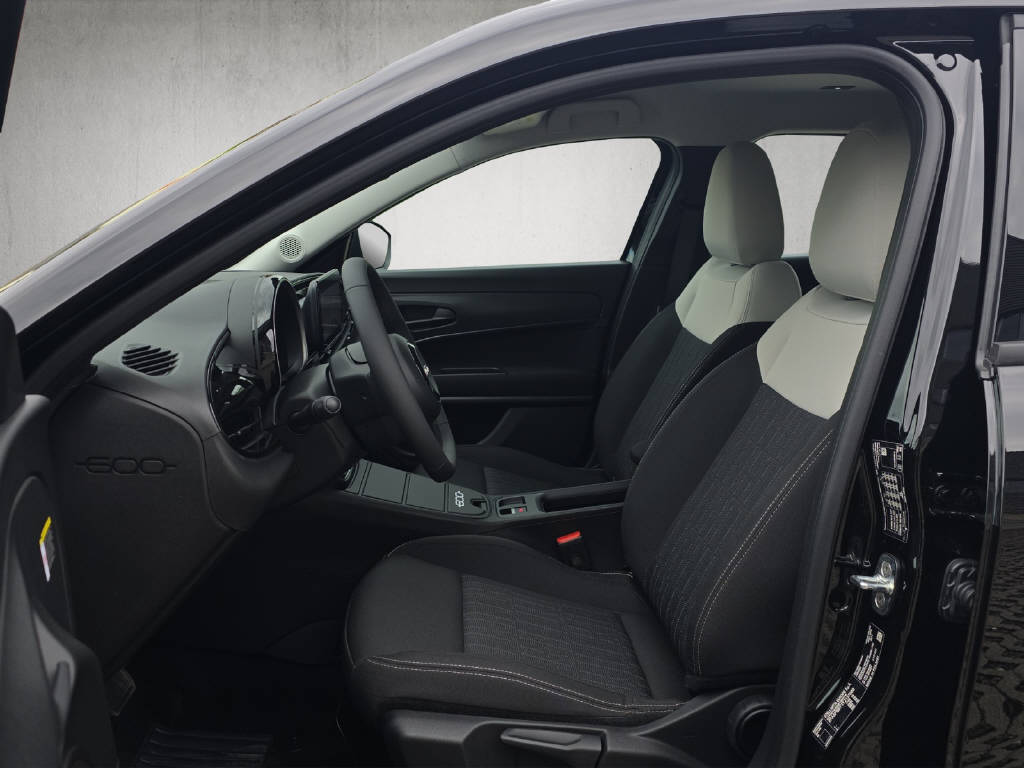FIAT 600 1.2 Hybrid Icon Swiss Edition-image-8