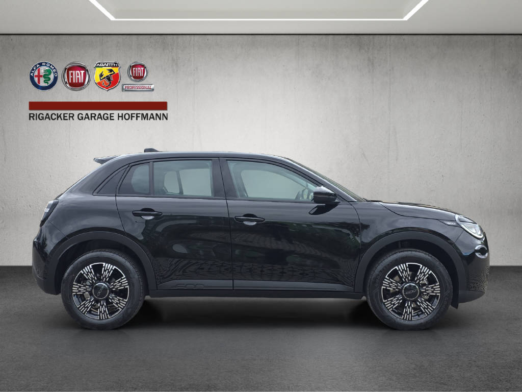 FIAT 600 1.2 Hybrid Icon Swiss Edition-image-2