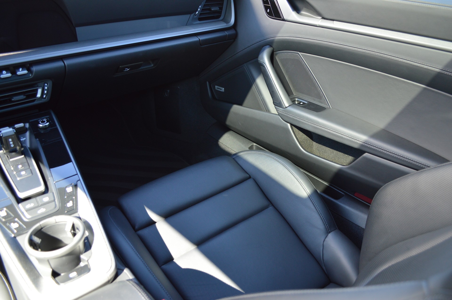 PORSCHE 911 Carrera 4S PDK-image-19