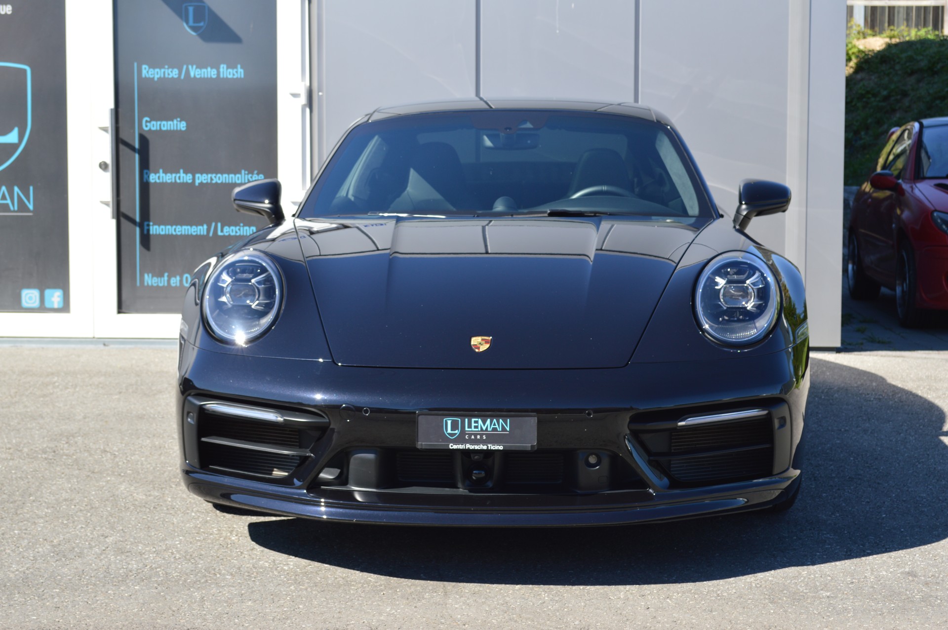 PORSCHE 911 Carrera 4S PDK-image-1