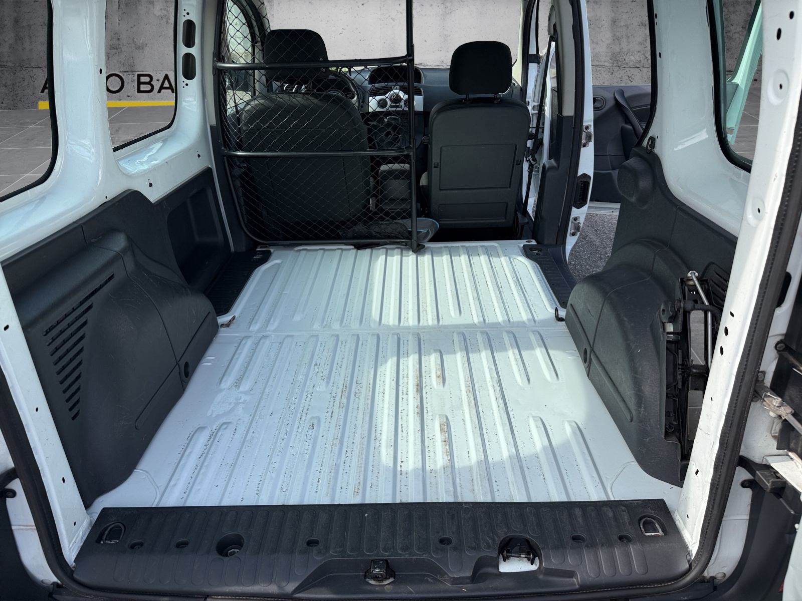 RENAULT 100% Elektro inkl. Batterie-image-11
