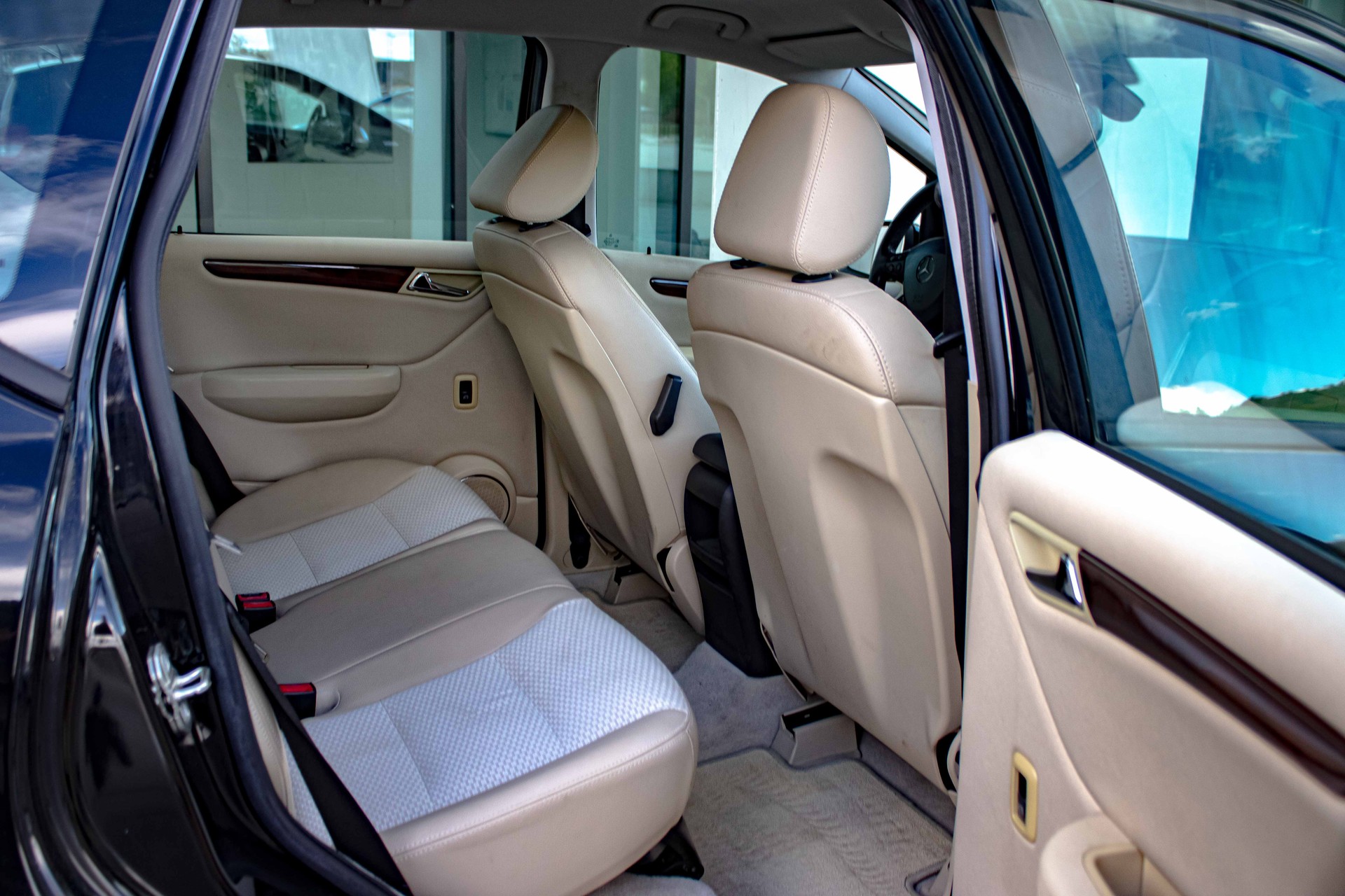 MERCEDES-BENZ A 170 ELEGANCE AUTOMAT-image-13