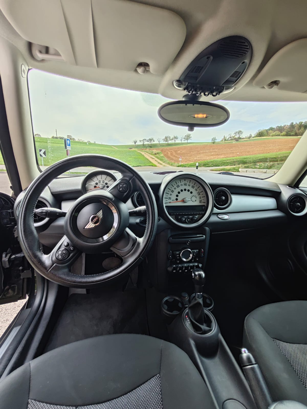 MINI 1.6i One-image-4