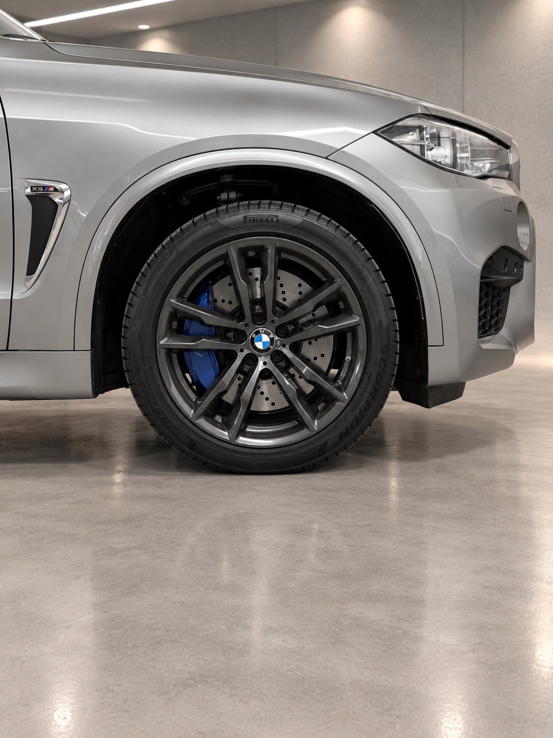 BMW X5M F85 mit 4.4 V8 Biturbo und 575PS 1.Hand ab MFK-image-14