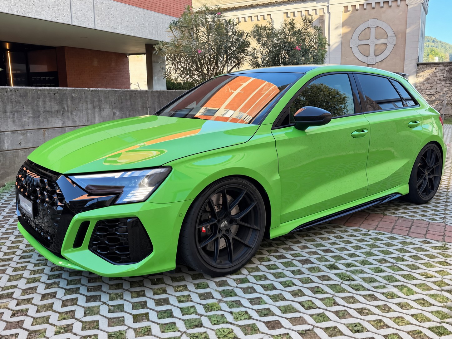 AUDI RS3 Sportback 2.5 TSI quattro S-tronic-image-1