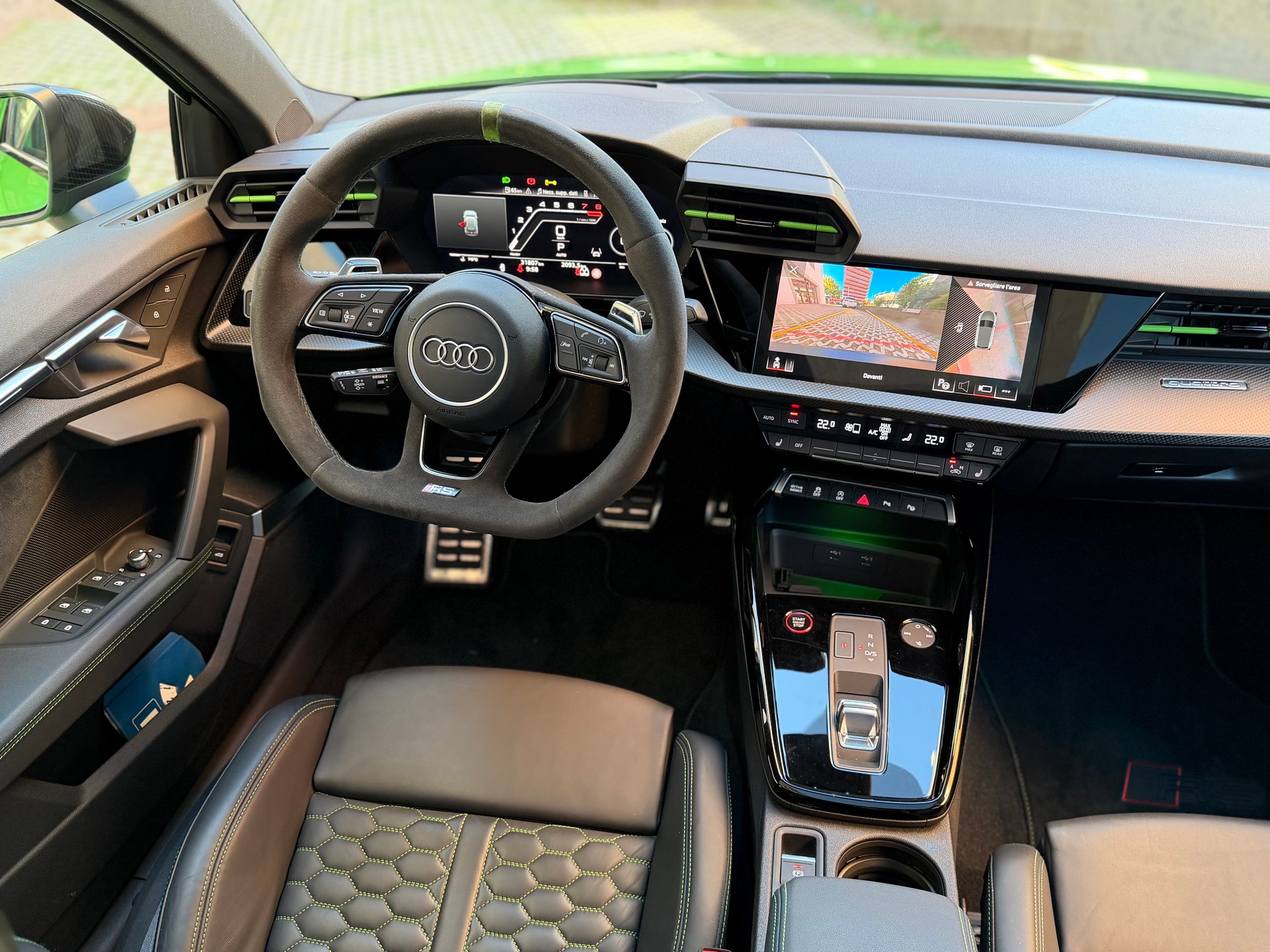 AUDI RS3 Sportback 2.5 TSI quattro S-tronic-image-10