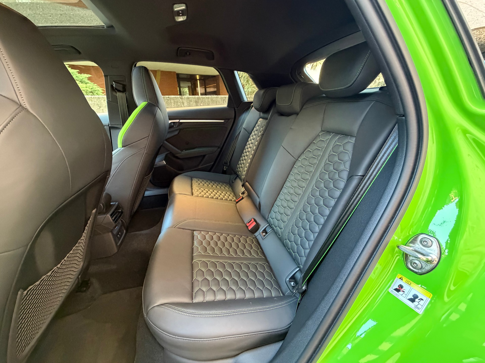 AUDI RS3 Sportback 2.5 TSI quattro S-tronic-image-13