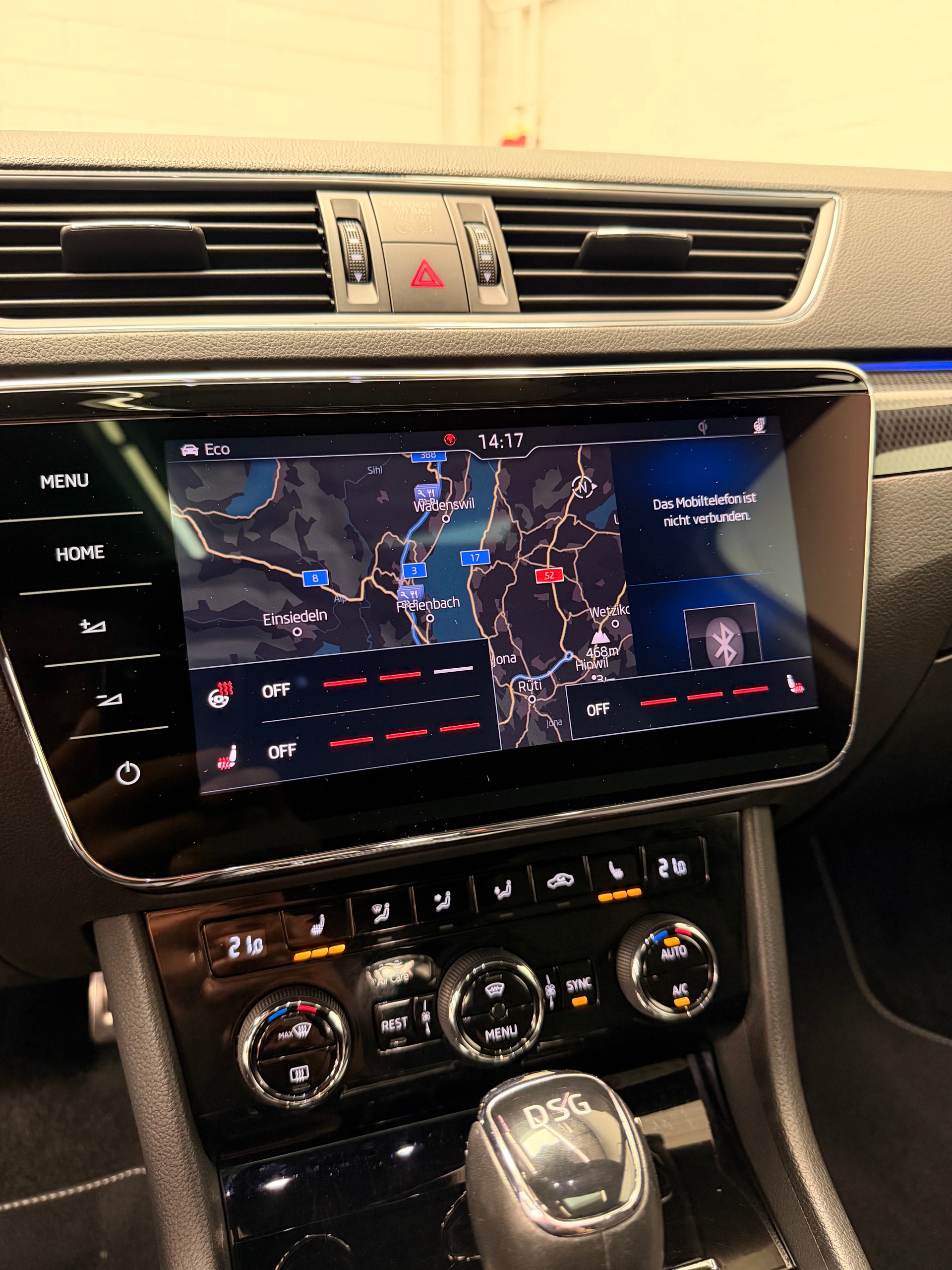 SKODA Superb 2.0 TSI SportLine+ DSG Limited White Performance CH Fahrzeug-image-21