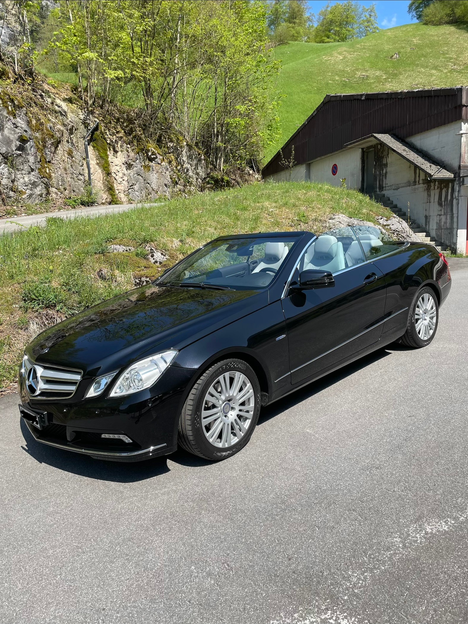 MERCEDES-BENZ E 250 CGI BlueEF-image-0