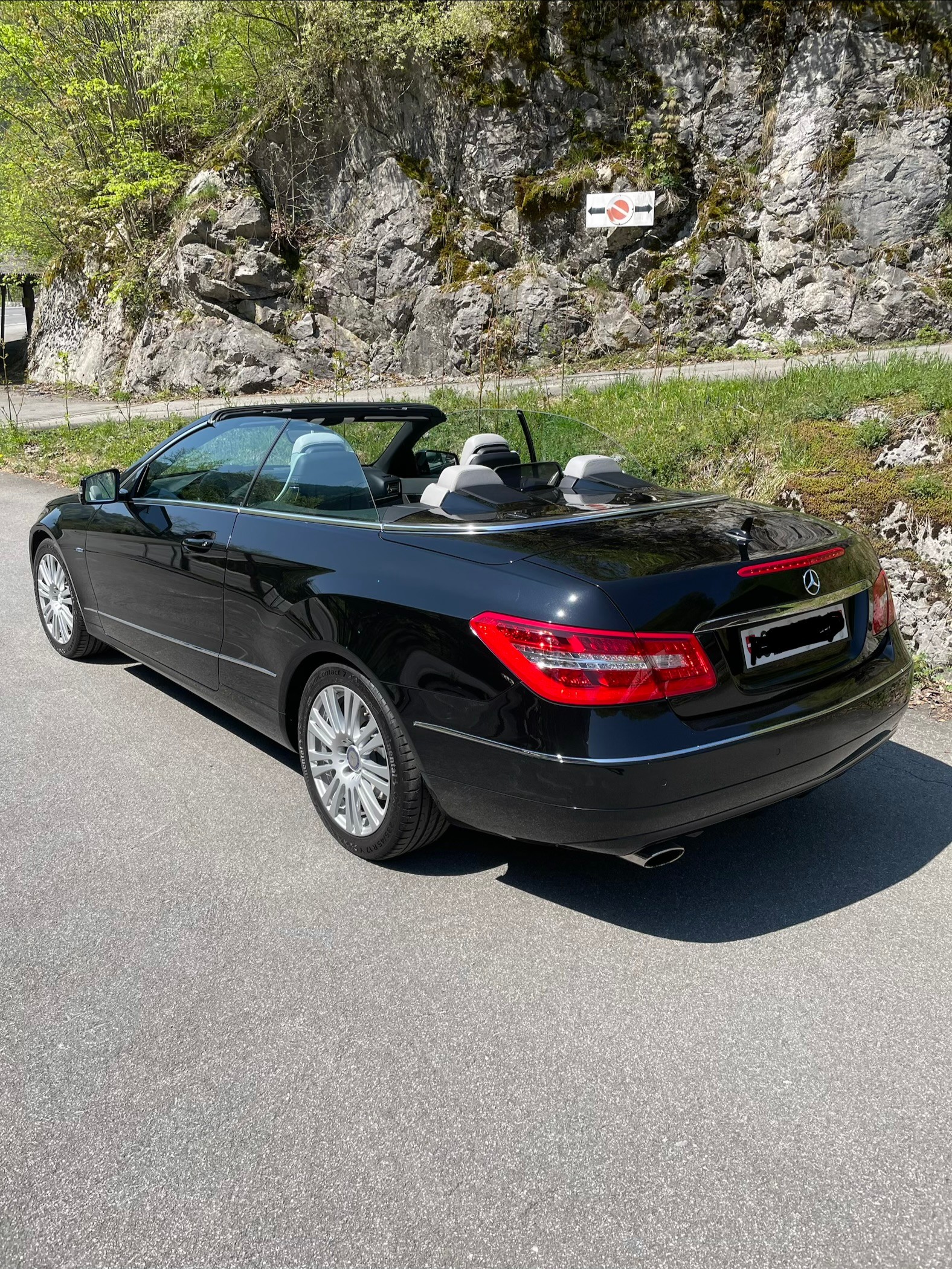MERCEDES-BENZ E 250 CGI BlueEF-image-1