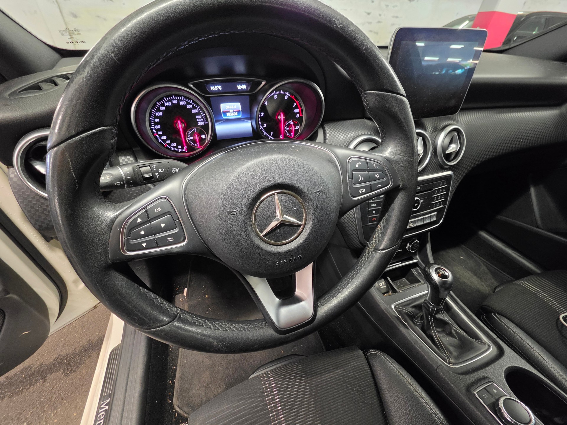 MERCEDES-BENZ A 200-image-7