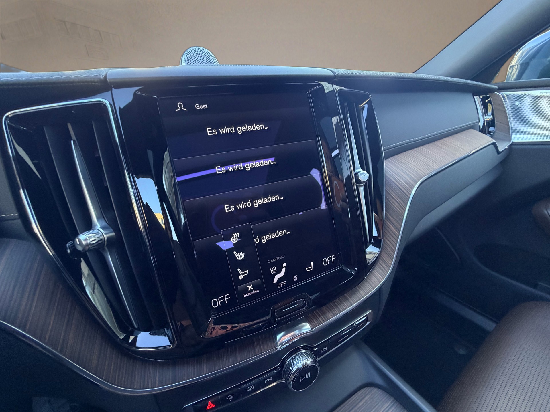VOLVO XC60 T8 eAWD Inscription Expression Geartronic-image-18