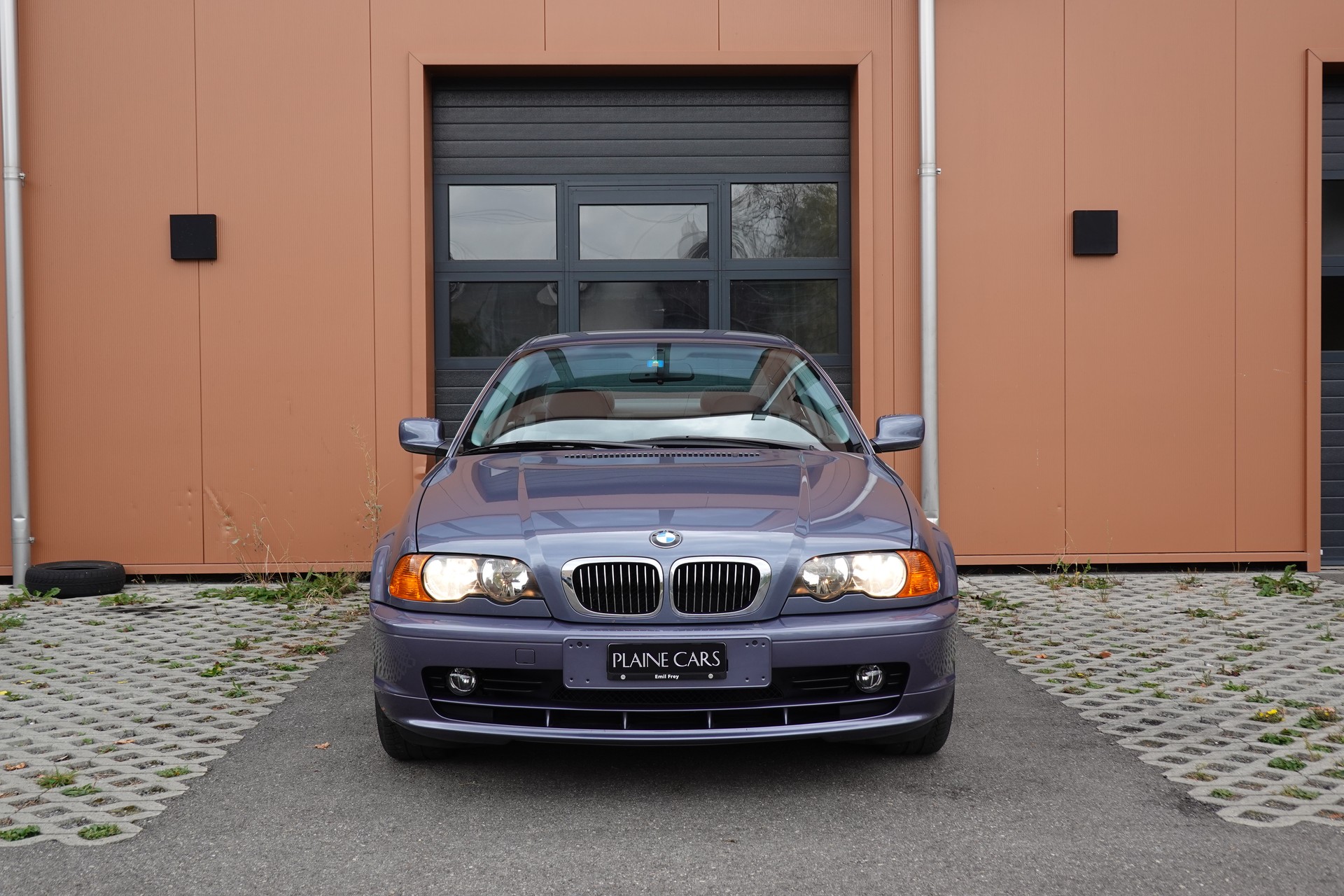BMW 320Ci Coupé "* CH Auto * 8 Roues * 4 Vitres électriques * Voiture très propre *"-showroom-element-1
